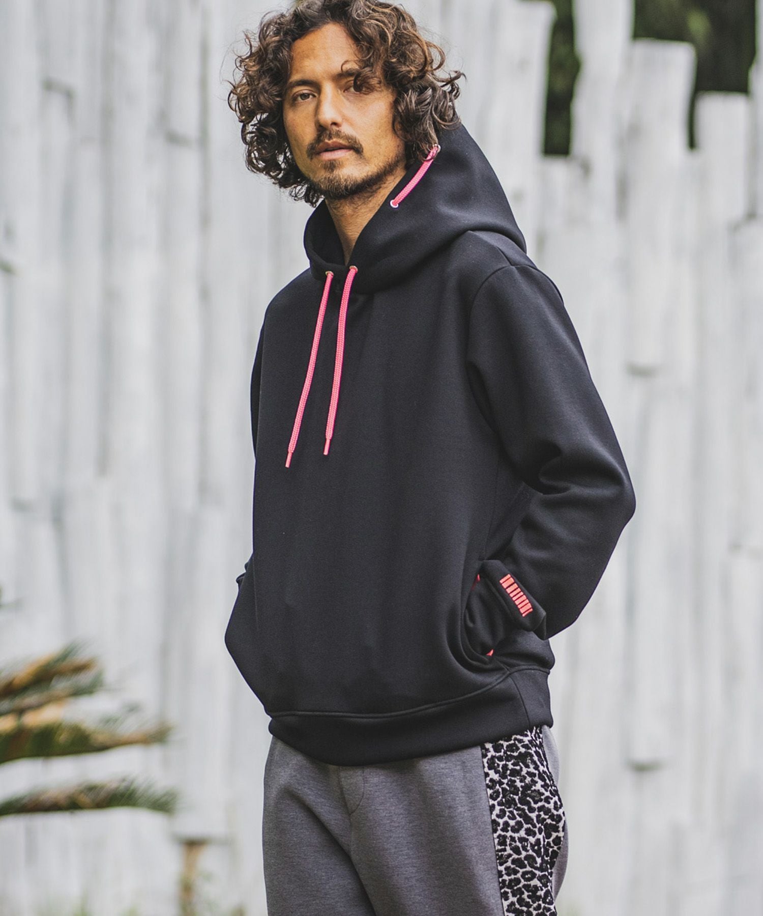 felkod パーカー felkod(フィルコッド)】Neon Cord Cardboard Knit Parka パーカー
