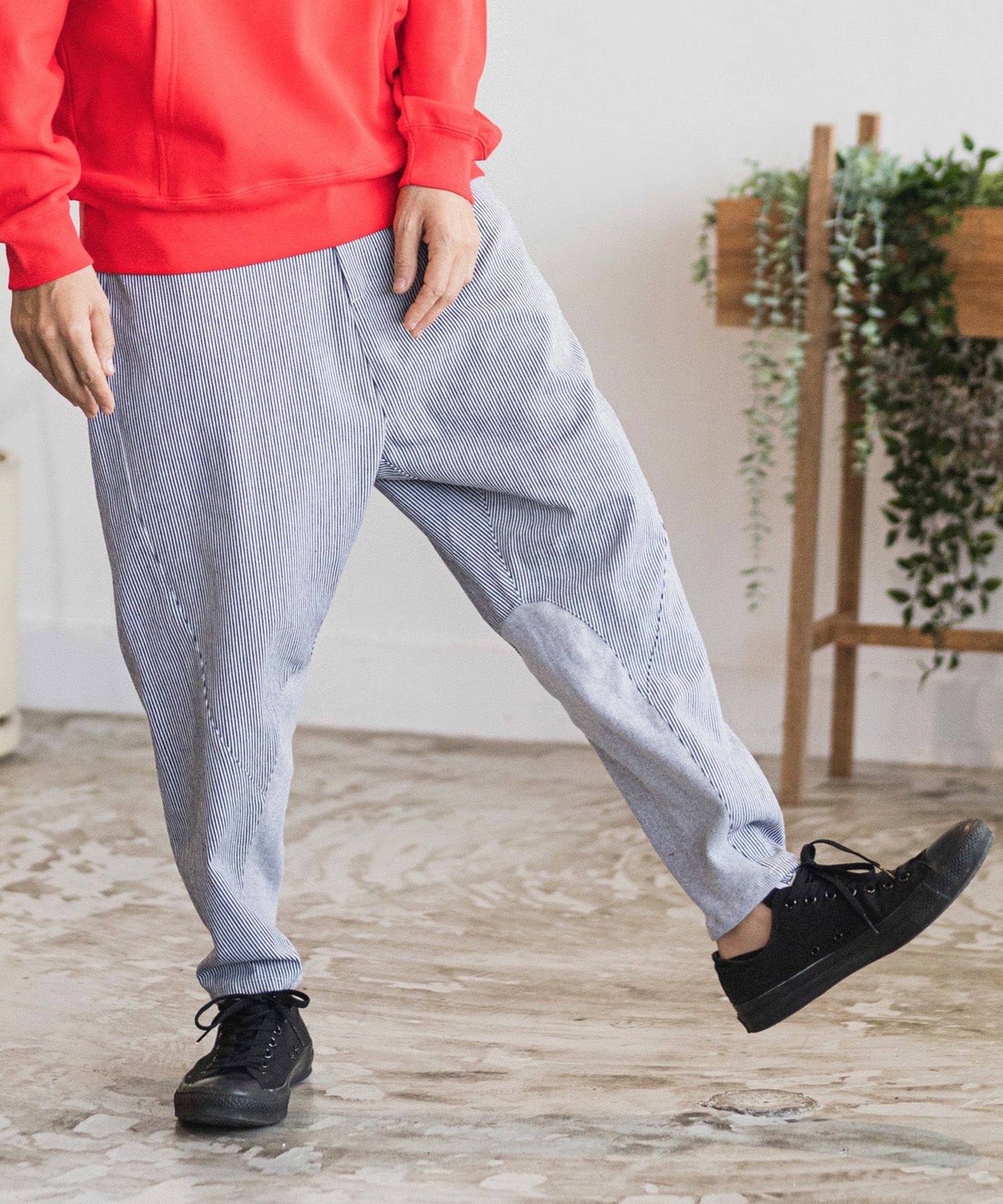 CAMBIO(カンビオ)】ヒッコリーデニム裾リブ使いテーパードパンツ