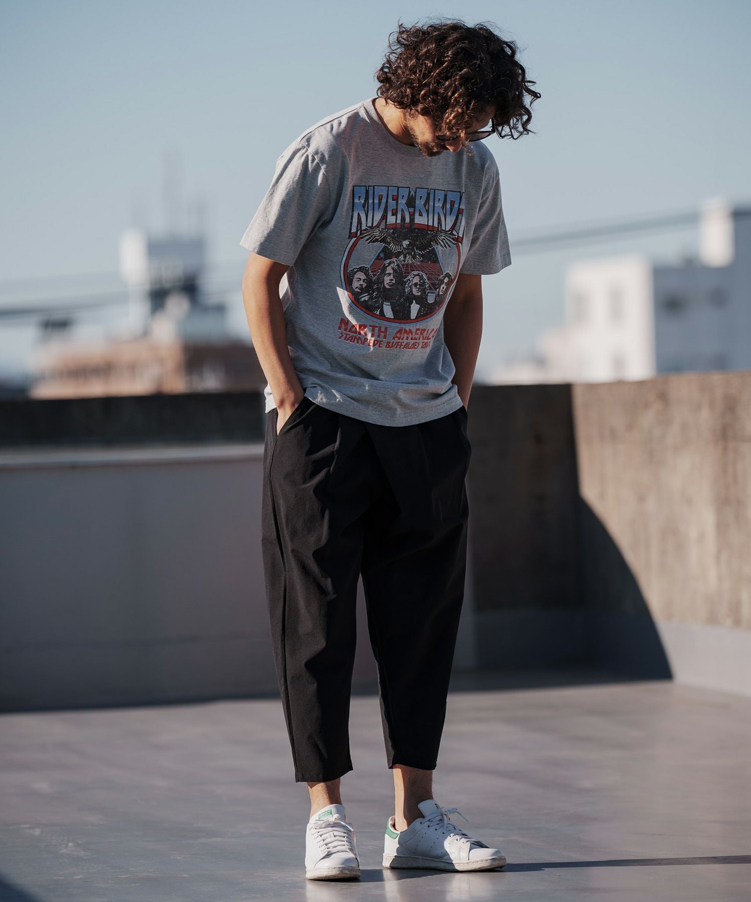 50%OFF【CAMBIO(カンビオ)】プリントT（Fictitiousバンド） Tシャツ
