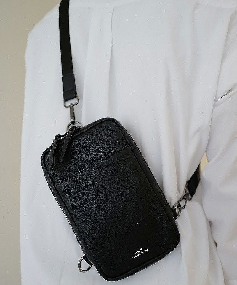 waku(ワク)】 『KURO Series』縦型ボディBAG バッグ(WK-0032) | CAMBIO