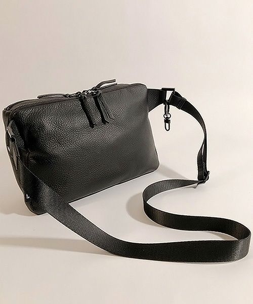 waku(ワク)】『KURO Series』 スクエアボディBAG バッグ(WK-0029