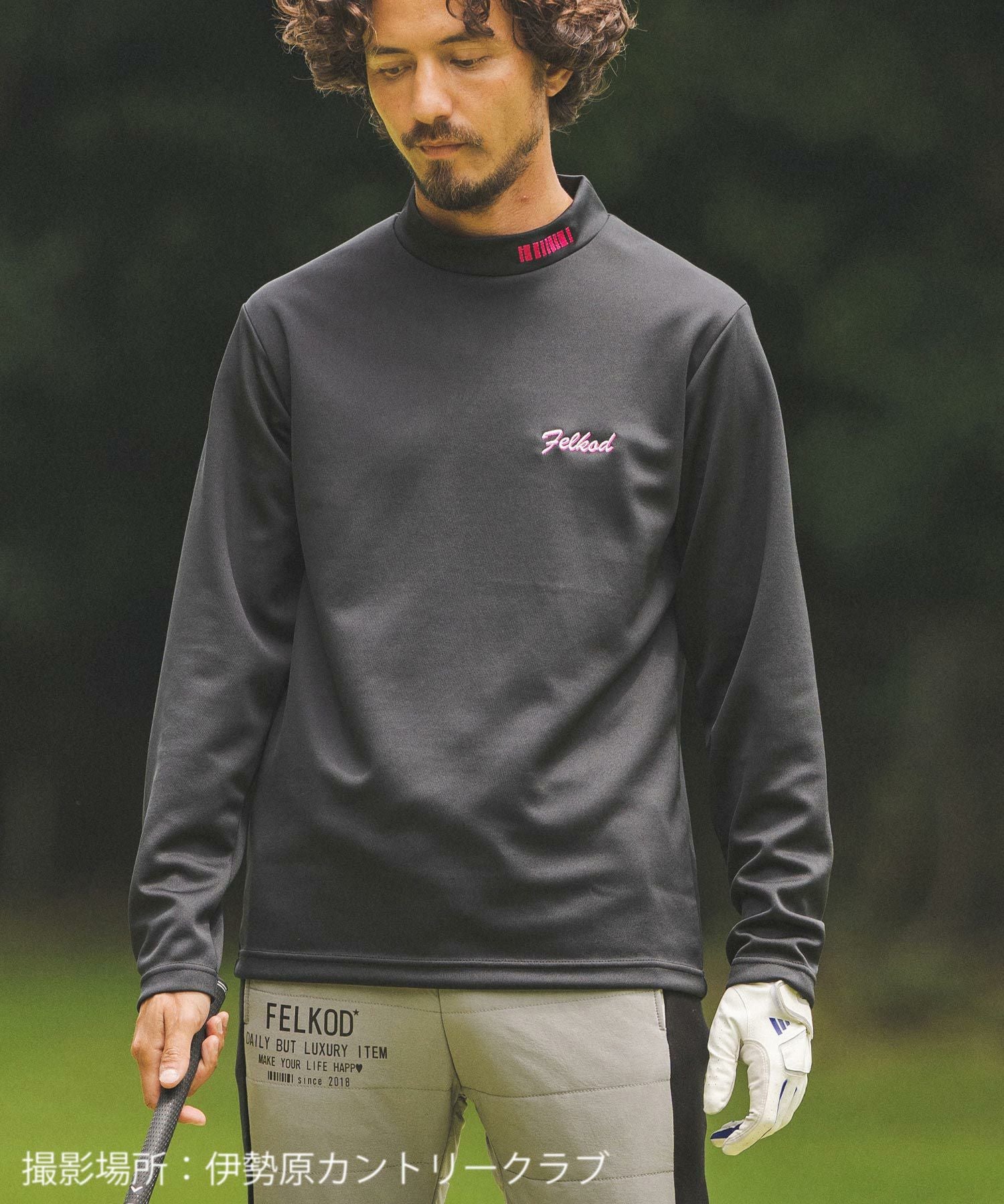 50%OFF【felkod(フィルコッド)】Double Name Embroidery Mock Neck