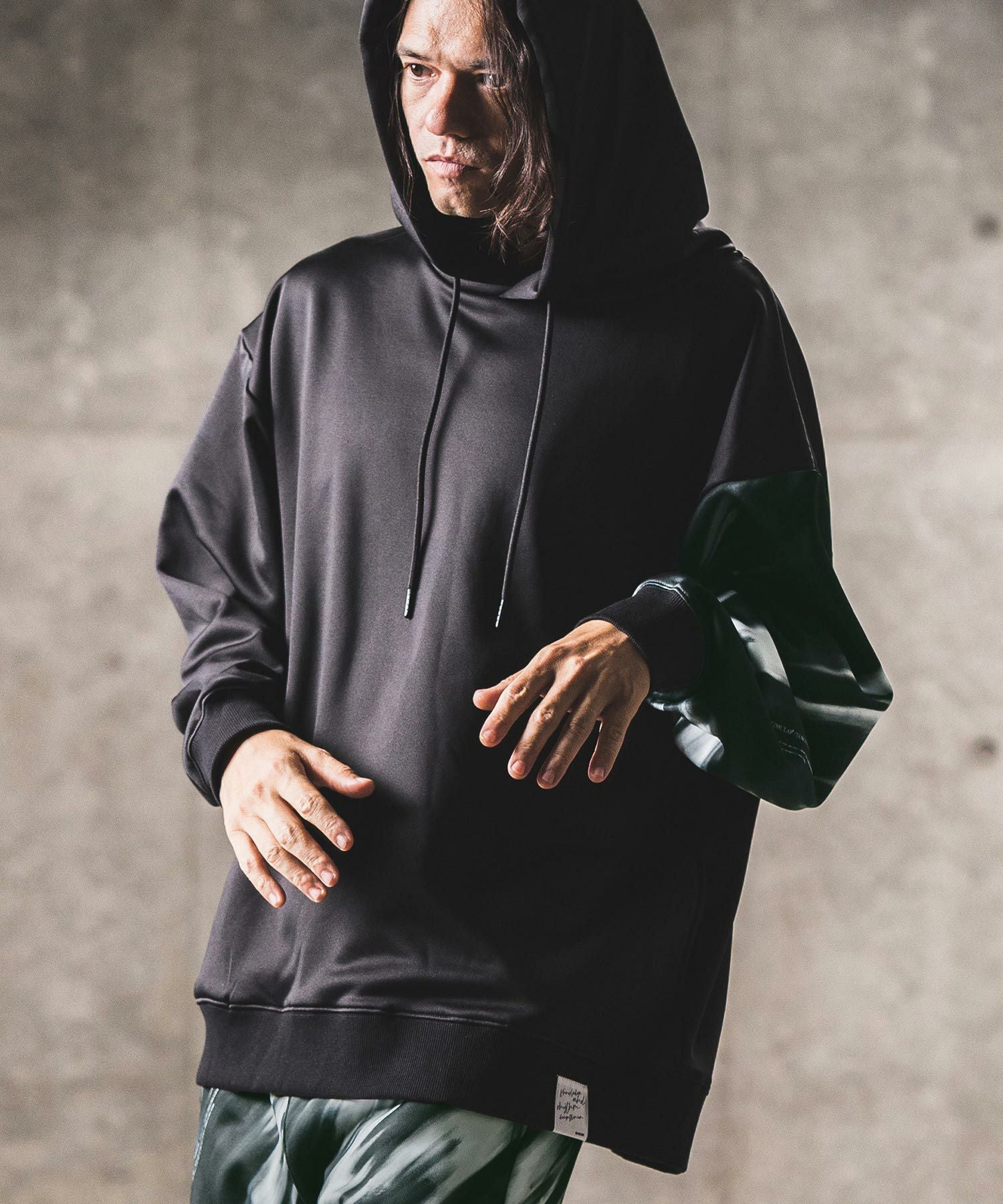 新品未使用【GLIMCLAP】正規品 GLIMCLAP(グリムクラップ)】Dual Compartment Nylon Bag ナイロン