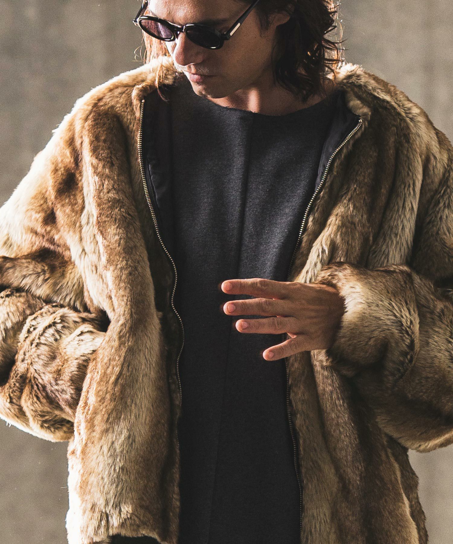 50%OFF【GLIMCLAP(グリムクラップ)】Fake fur collarless design