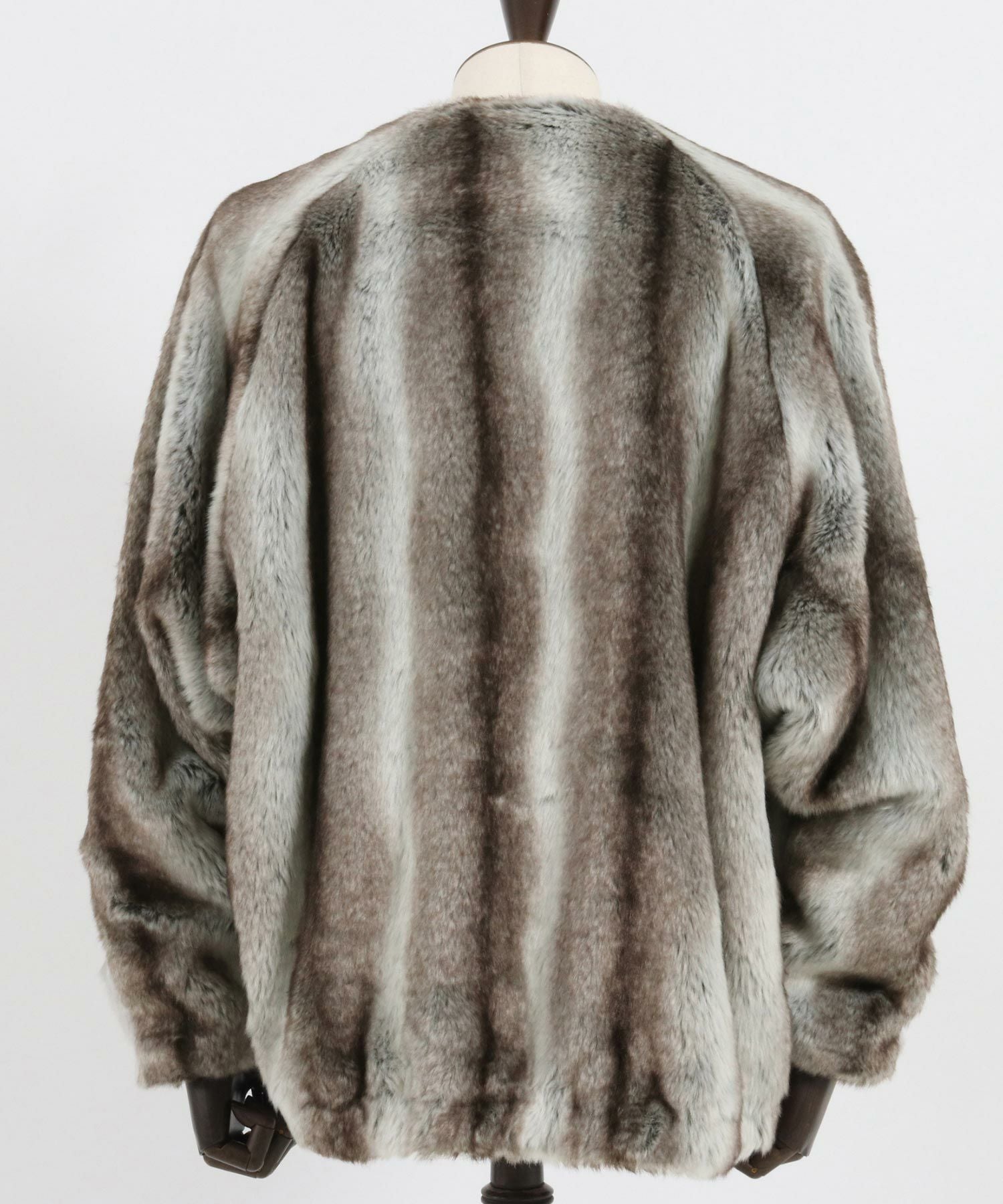 50%OFF【GLIMCLAP(グリムクラップ)】Fake fur collarless design 50%OFF【GLIMCLAP(グリムクラップ)】Fake fur collarless design