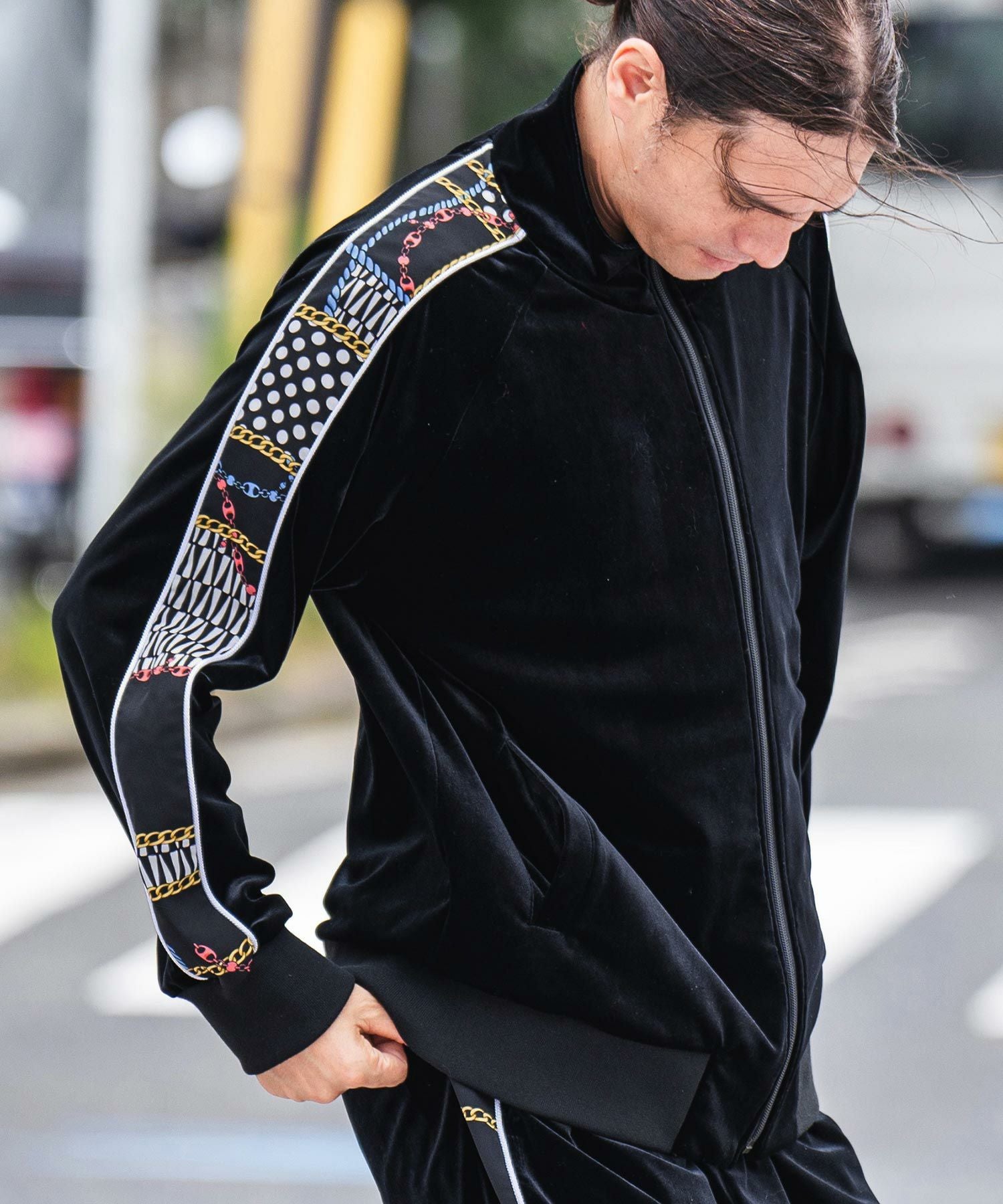 GUCCI シェニール　ベロアジャケット　トラックジャケット　ネイビー　オレンジ GUCCI - GUCCI シェニール ベロアジャージの通販 by 断捨離中｜グッチ