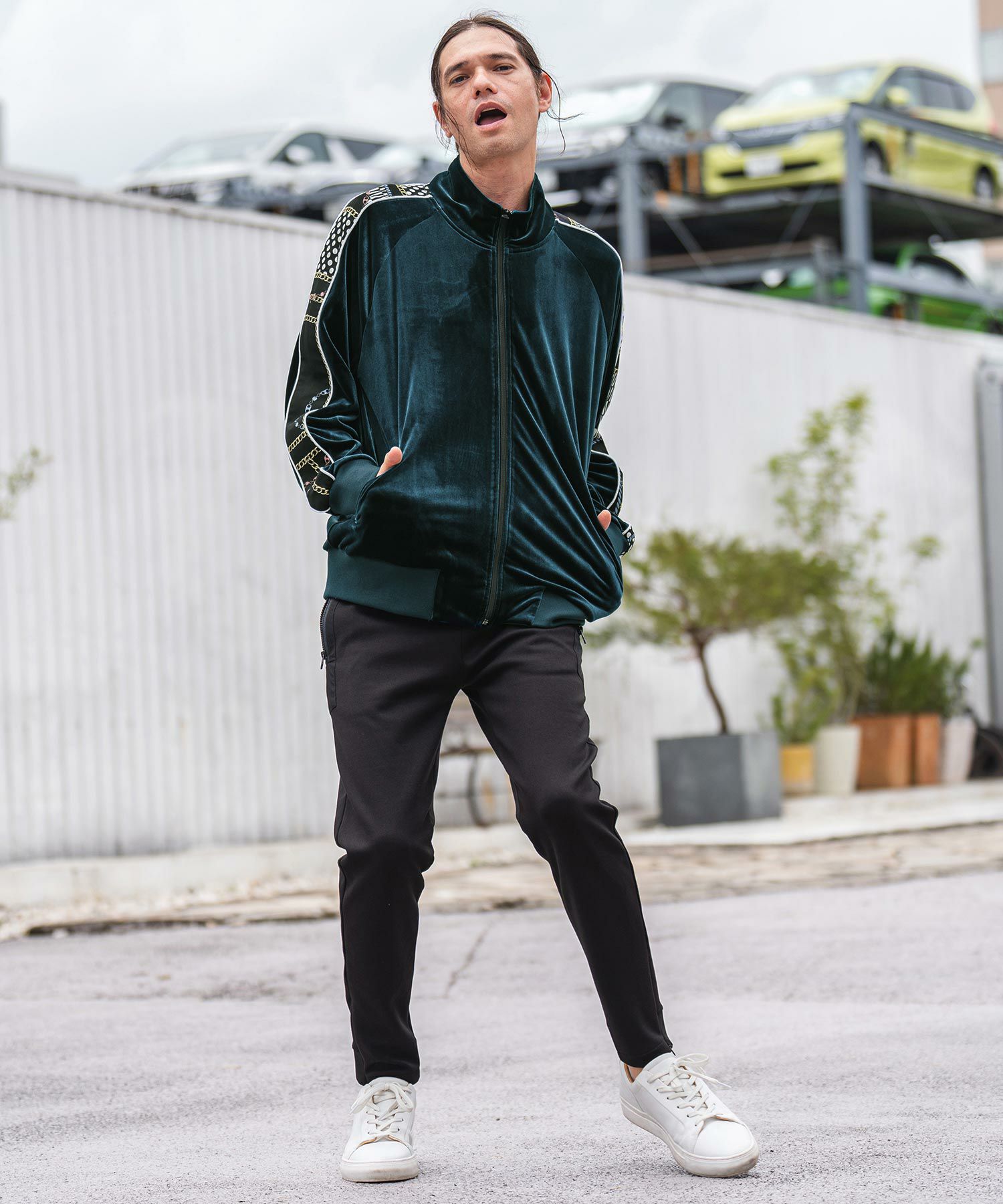 GUCCI シェニール　ベロアジャケット　トラックジャケット　ネイビー　オレンジ GUCCI - GUCCI シェニール ベロアジャージの通販 by 断捨離中｜グッチ