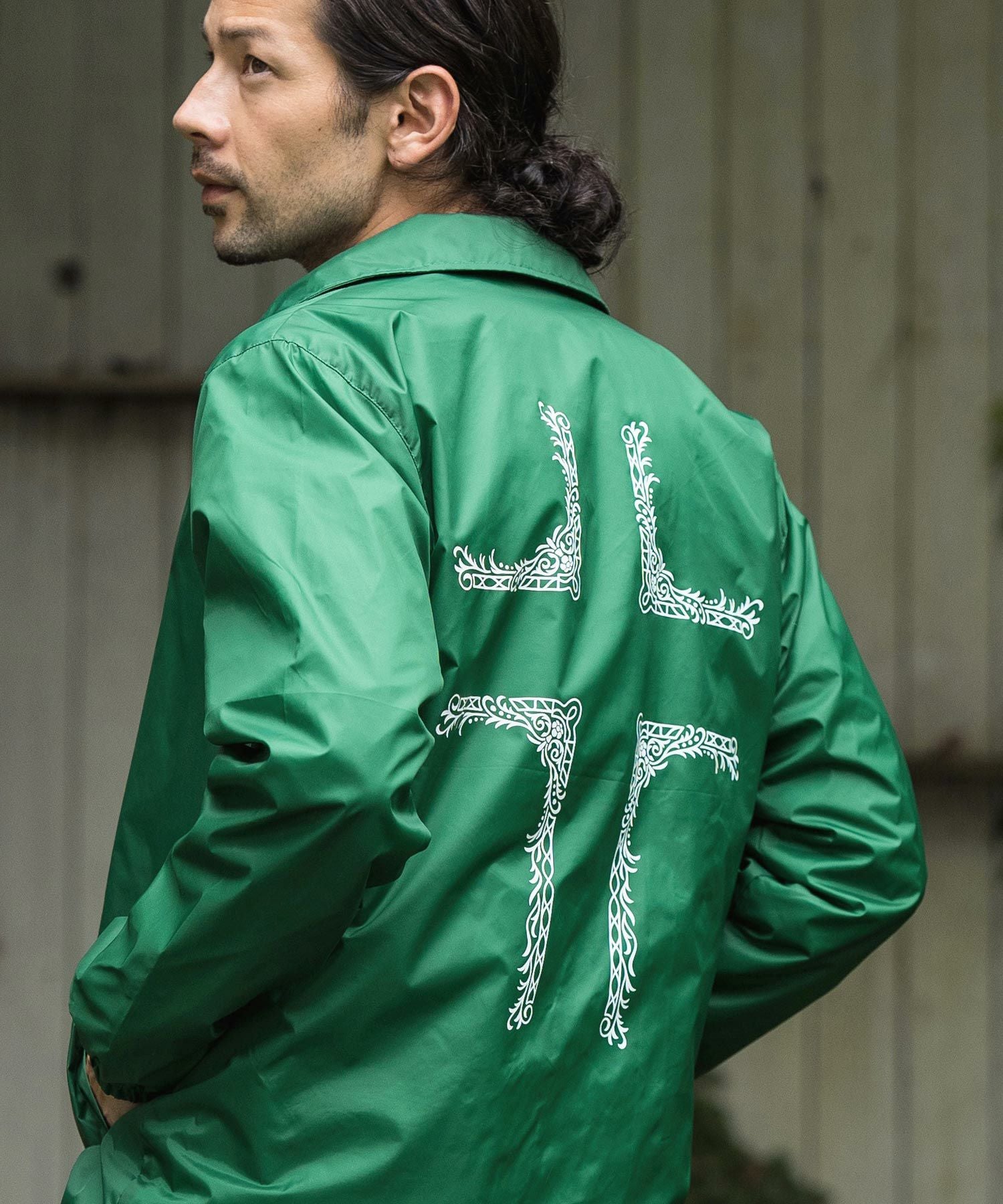 50%OFF【CAMBIO(カンビオ)】プリントコーチジャケット（Cross Frame
