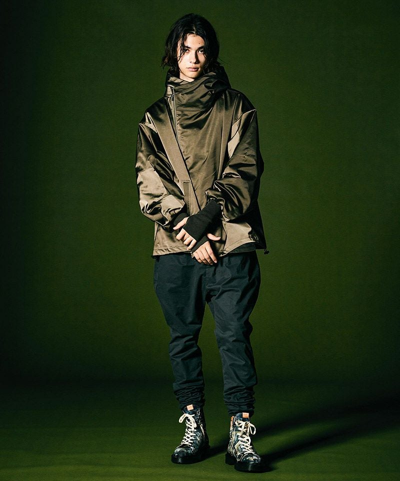 新品　glamb グラム　クロススリーブマウンテンパーカー　サイズL 30%OFF【glamb(グラム)】Cross Sleeve Mountain Parka クロススリーブ