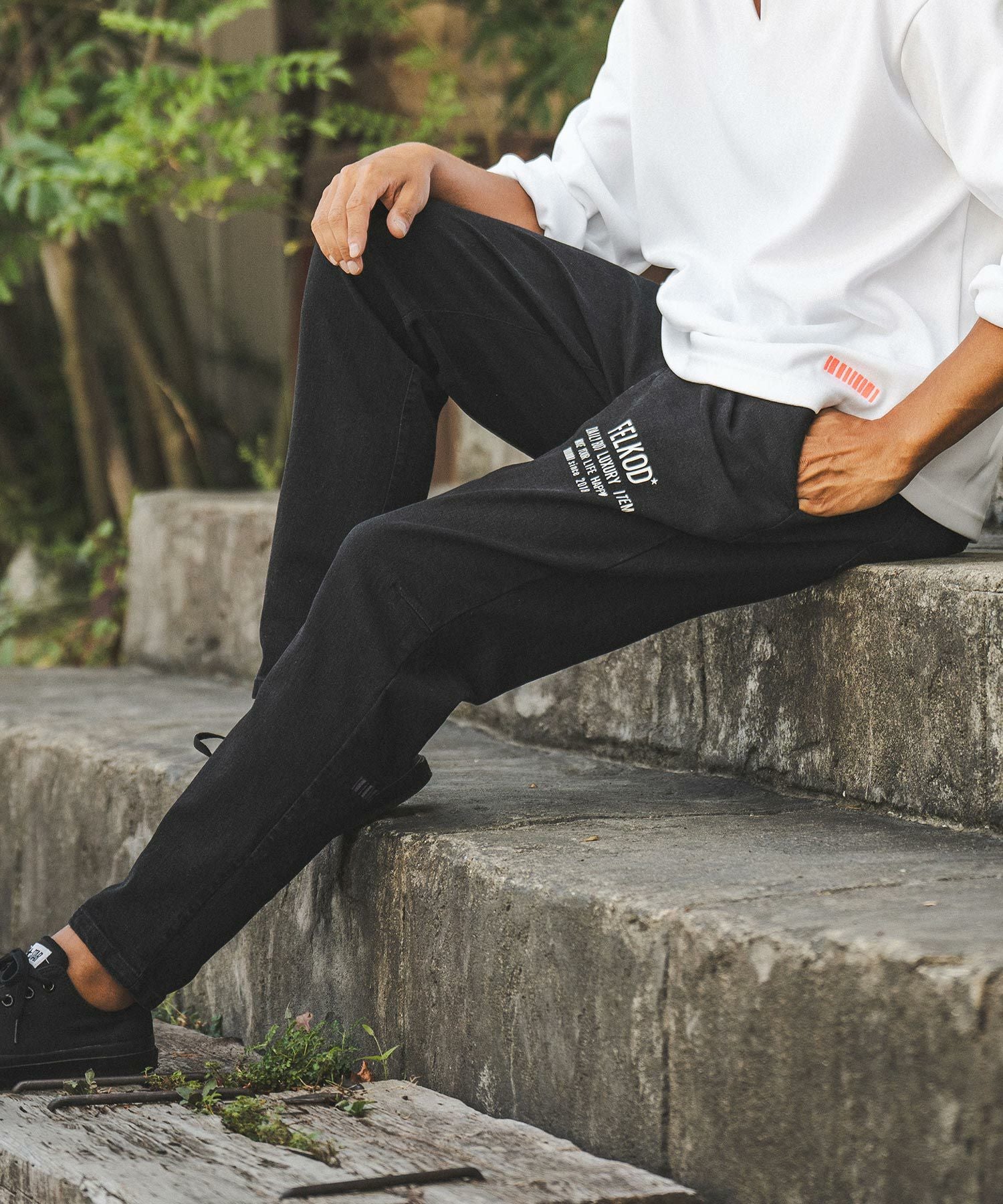 50%OFF【felkod(フィルコッド)】Stretch Denim Easy Pants イージー