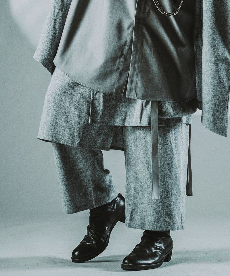 60%OFF【NO ID.(ノーアイディー)】ﾗｯﾌﾟｽｶｰﾄﾊﾞｷﾞｰﾄﾗｳｻﾞｰｽﾞ パンツ