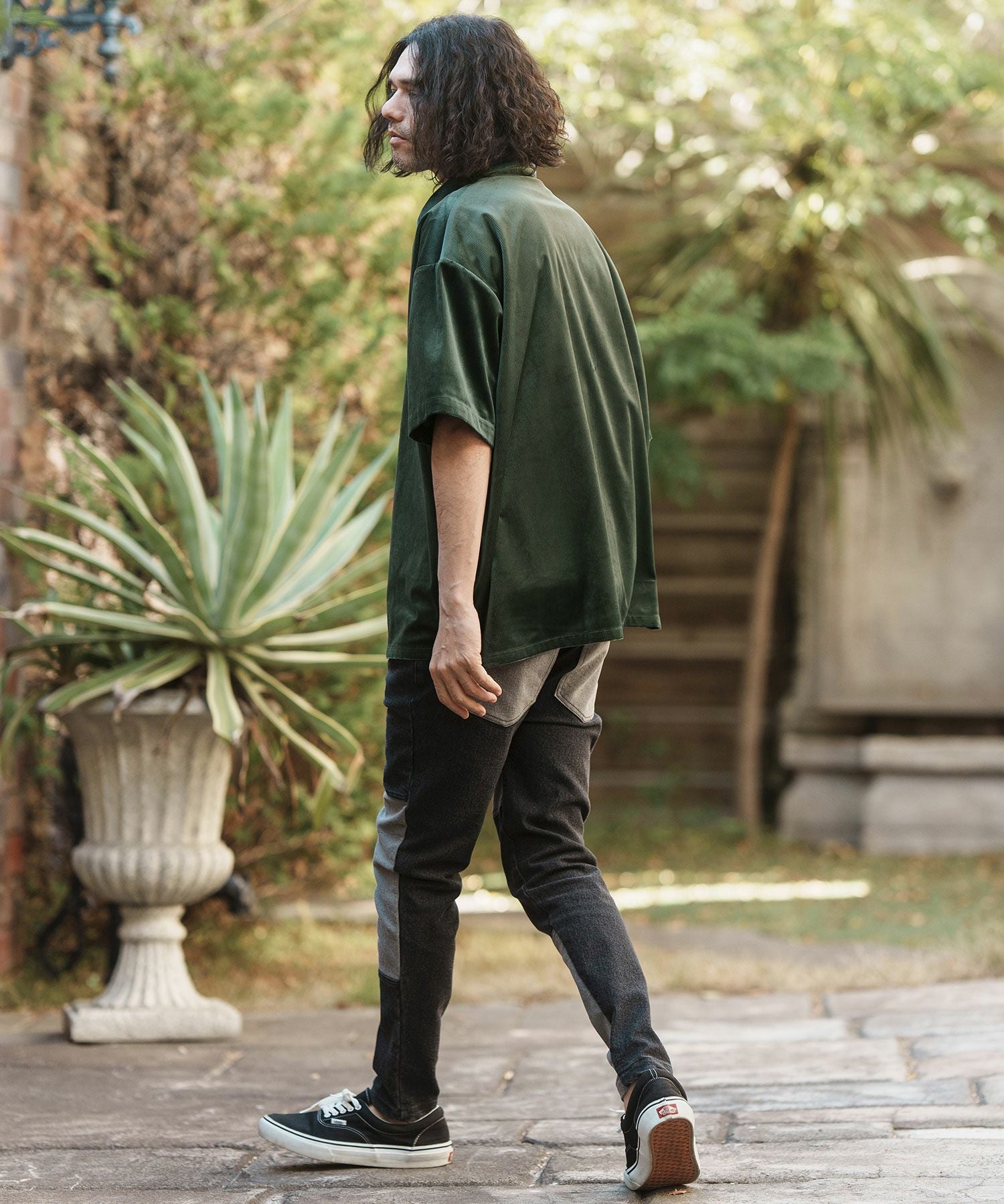 60%OFF【CAMBIO(カンビオ)】ストレッチコーデュロイハーフジップシャツ