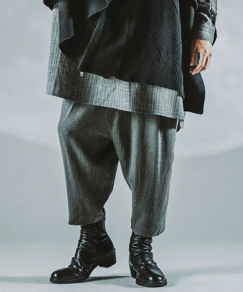 ノーアイディー　NO ID ブラック サルエルパンツ 新品タグ付き NO ID.（ノーアイディー） ジーンズ 「NO ID.」Easy Sarouel Tapered