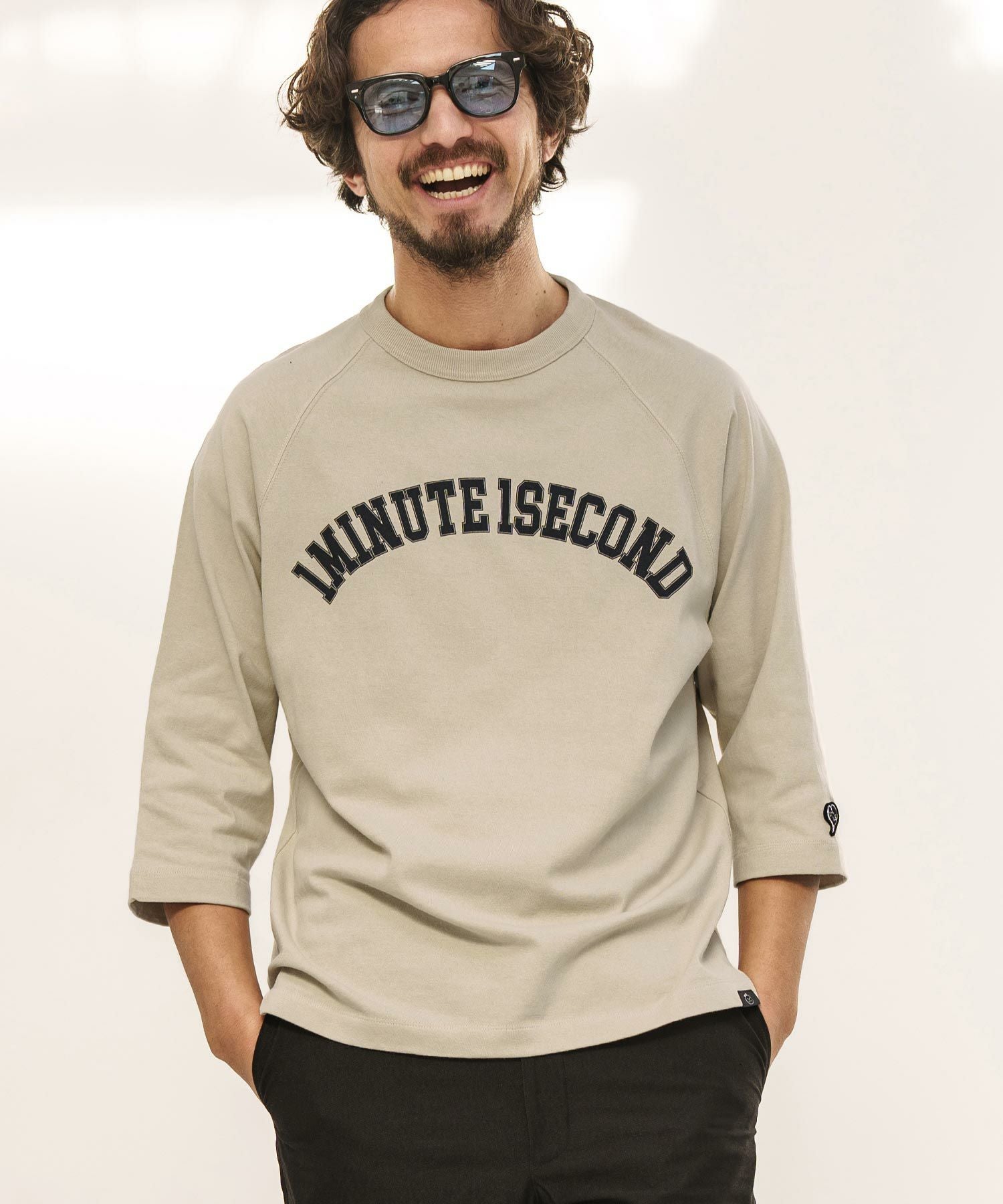1minute 1second(ワンミニットワンセカンド)】loose fit college logo