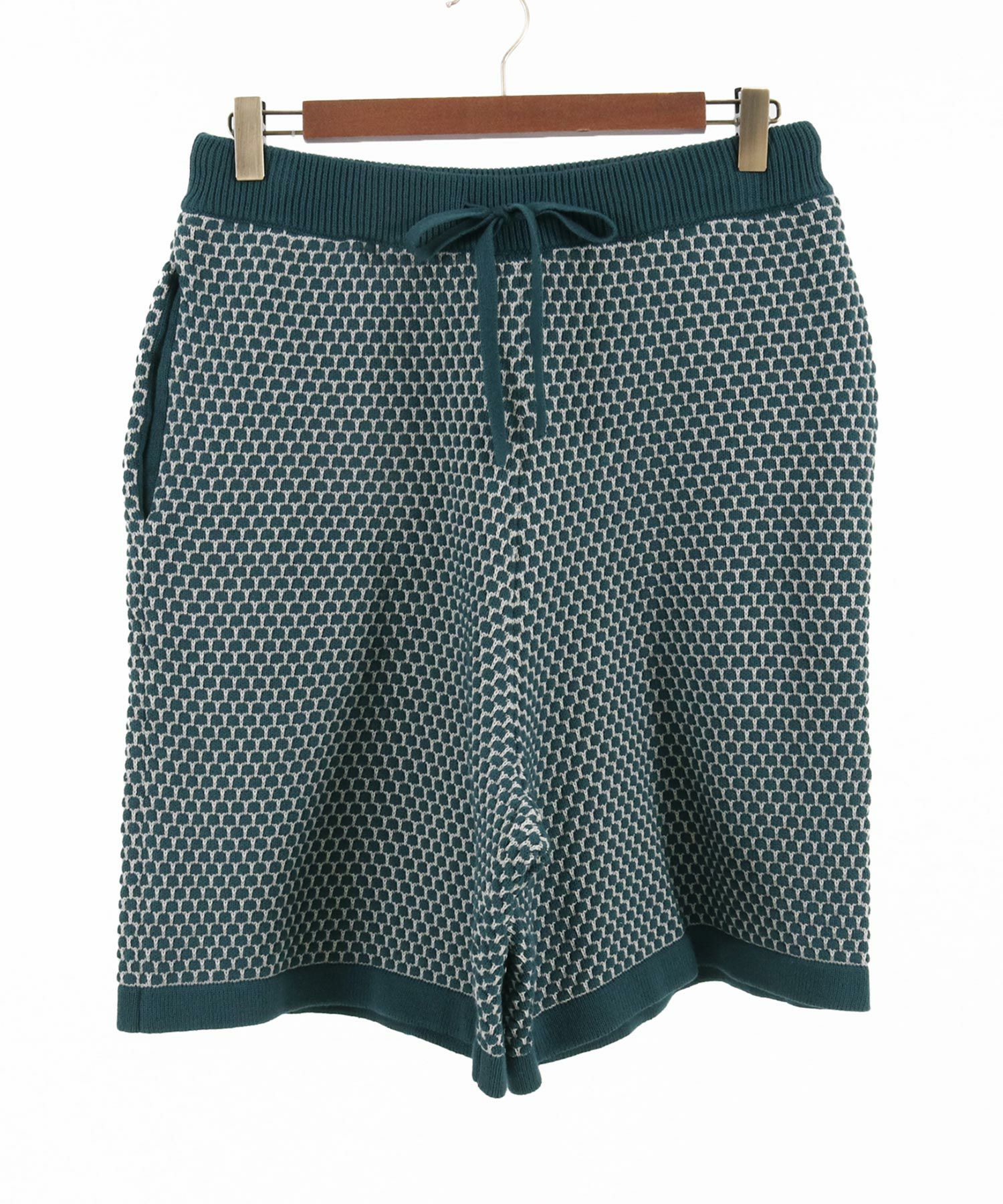 60%OFF【ANGENEHM(アンゲネーム)】Uneven texture sweater shorts