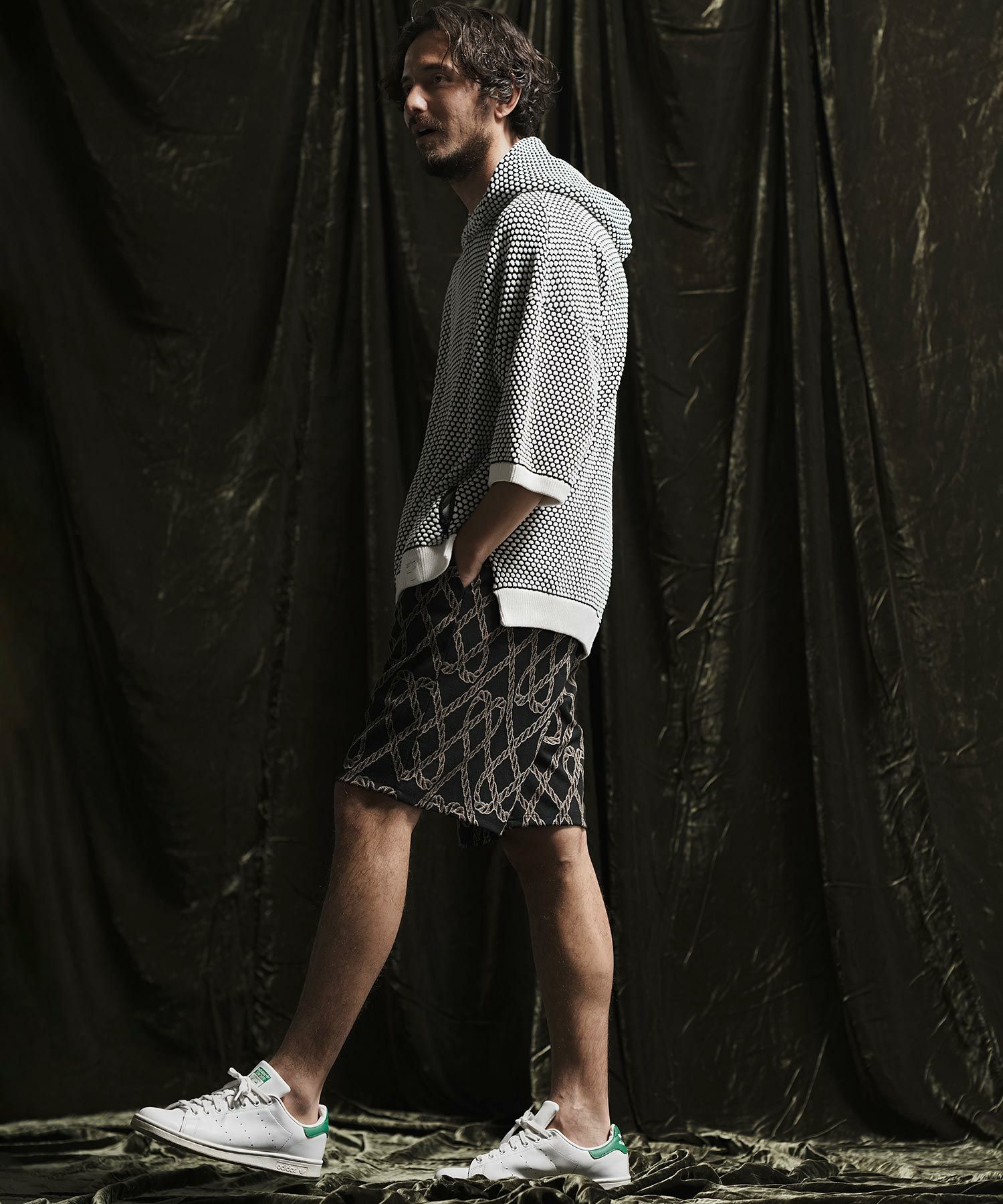 【新品未使用】Name. ASYMMETRIC SWEAT HOODIE ネーム 50%OFF【ANGENEHM(アンゲネーム)】 Uneven texture sweater short