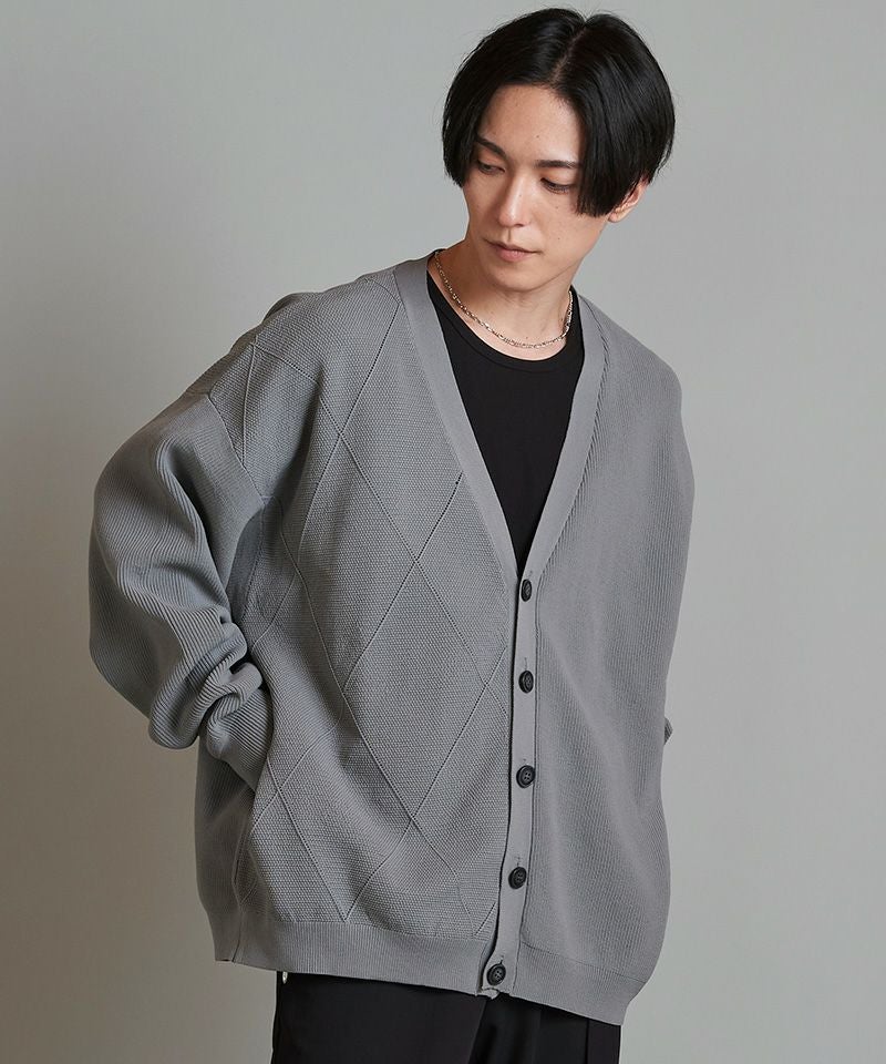 50%OFF【NO ID.(ノーアイディー)】ﾁｪﾝｼﾞﾝｸﾞﾆｯﾄV-N-CD Vネック