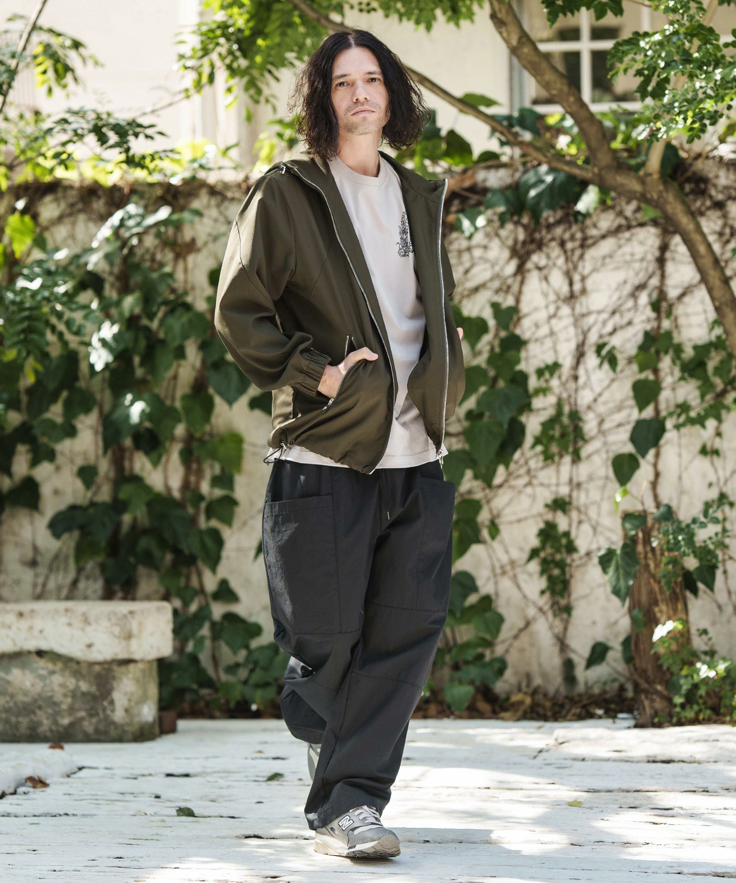 50%OFF【CAMBIO(カンビオ)】ポリストレッチツイルZIPパーカー | CAMBIO