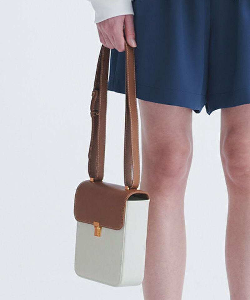 CULLNI(クルニ)】Leather Looped Strap Mini Shoulder Bag ショルダー