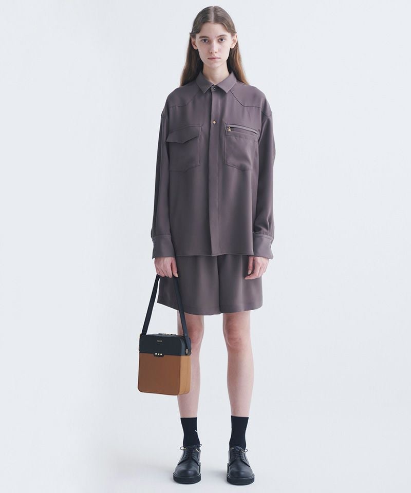 CULLNI(クルニ)】Square leather shoulder bag レザーショルダーバッグ