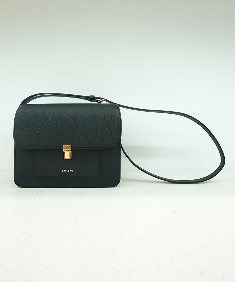 クルニ ショルダーバッグ レザー 黒 ブラック CULLNI（クルニ） ショルダーバッグ Square leather shoulder bag