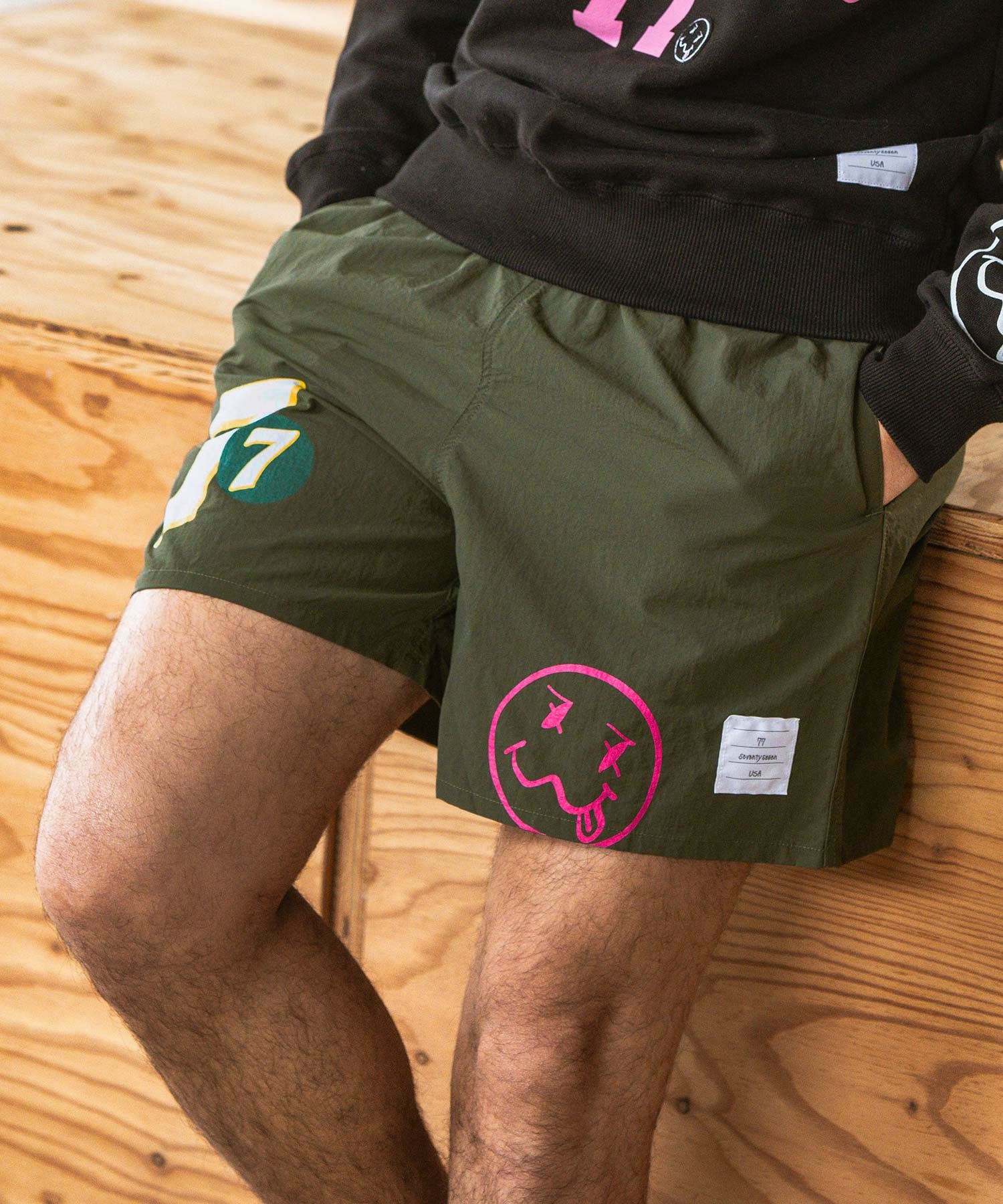 seventy seven ショートパンツ 新品未使用‼️ 30%OFF【seventy seven(セブンティセブン)】taffeta short pants