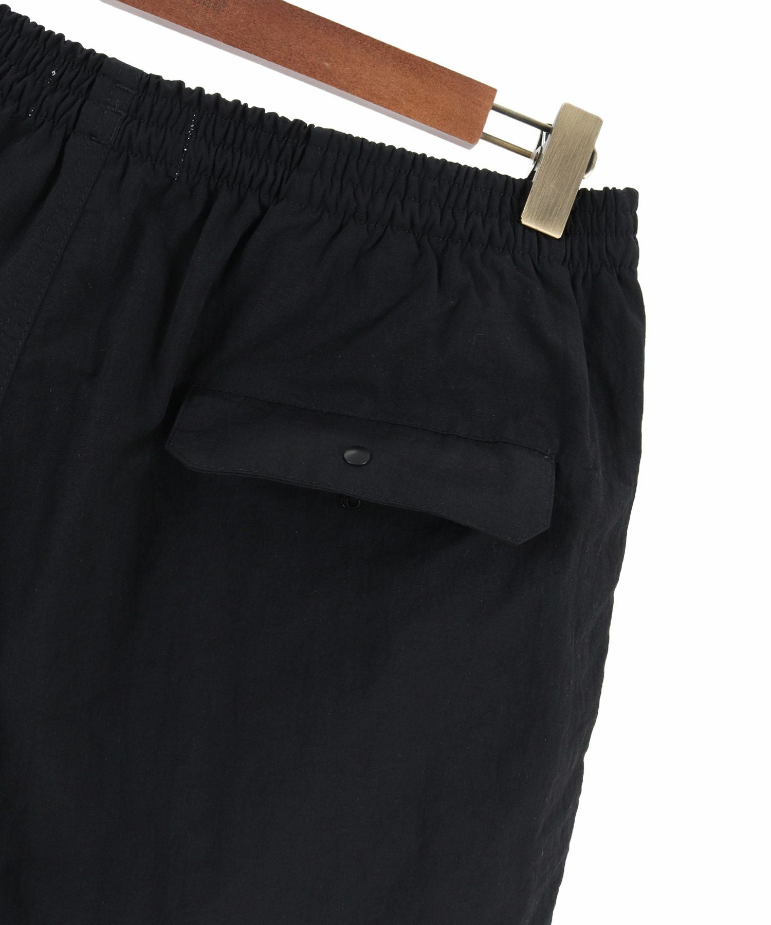 30%OFF【seventy seven(セブンティセブン)】taffeta short pants 30%OFF【seventy seven(セブンティセブン)】taffeta short pants