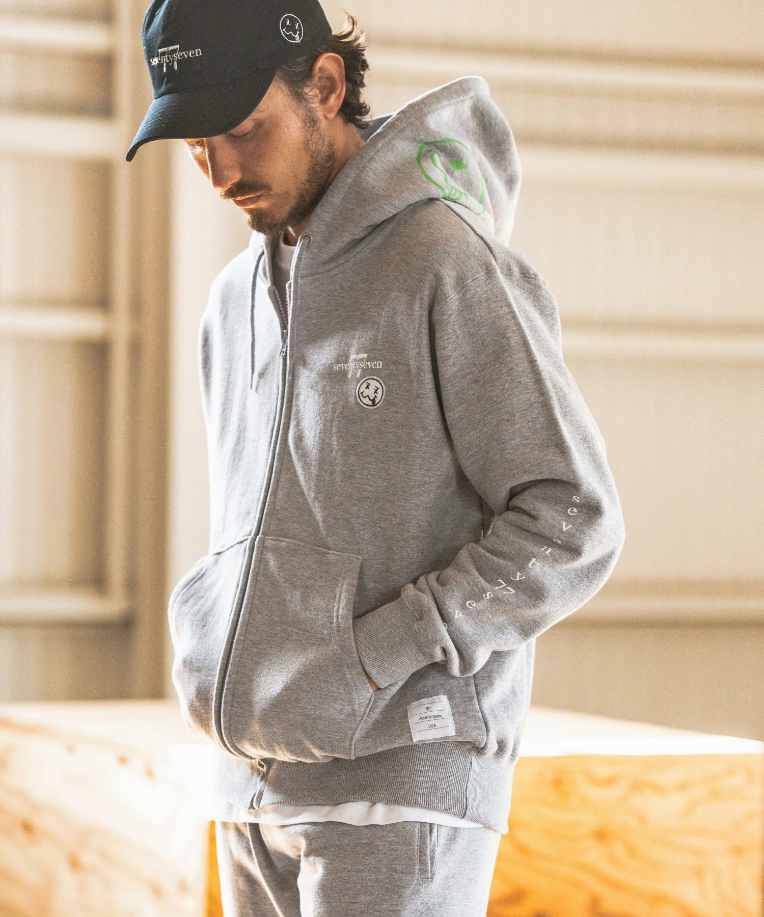 50%OFF【seventy seven(セブンティセブン)】 middle onz zip up sweat