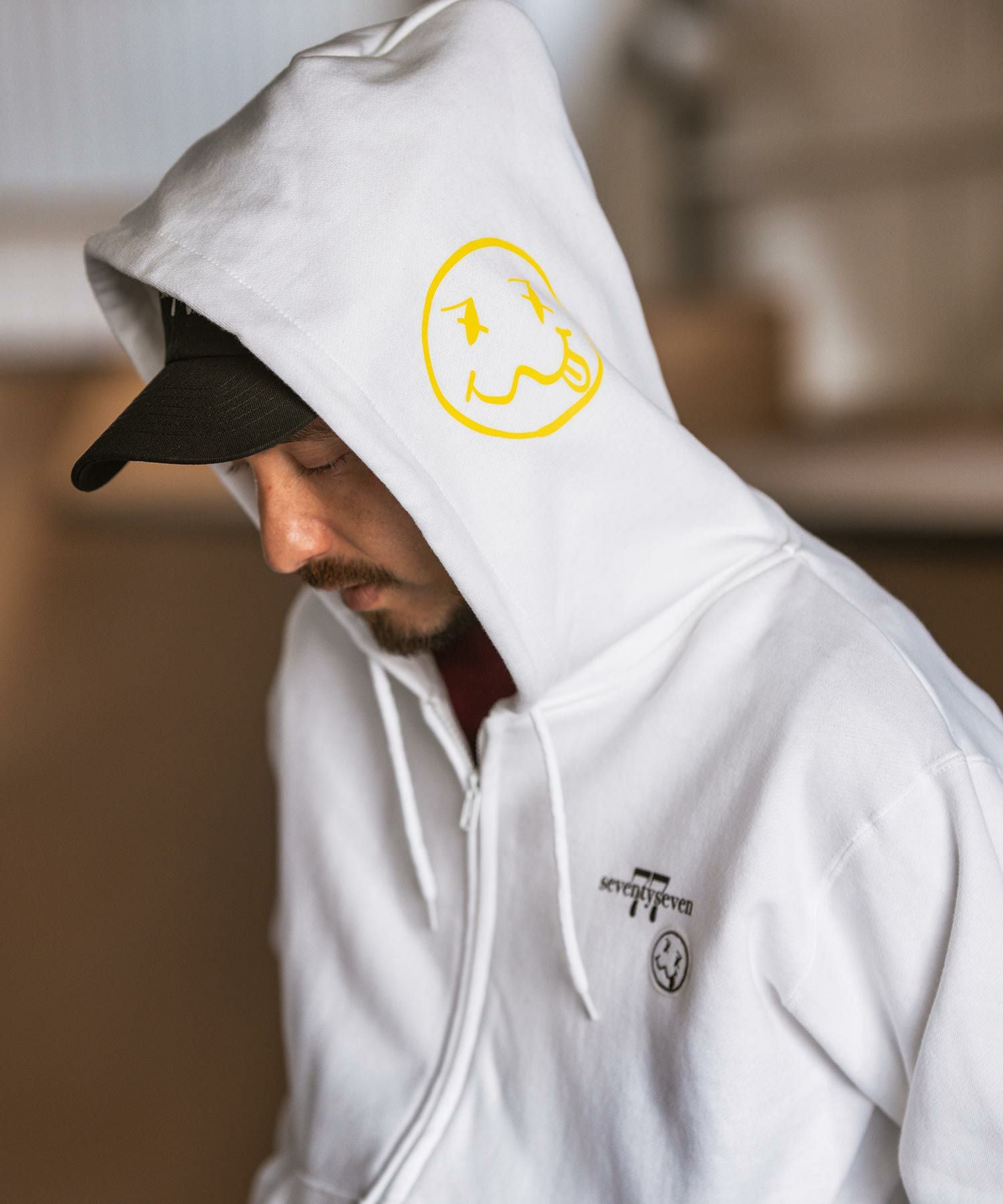 drew フーディー 黒 笑顔のロゴ 楽天市場】ドリューハウス【DREW HOUSE】DECONSTRUCTED MASCOT HOODIE