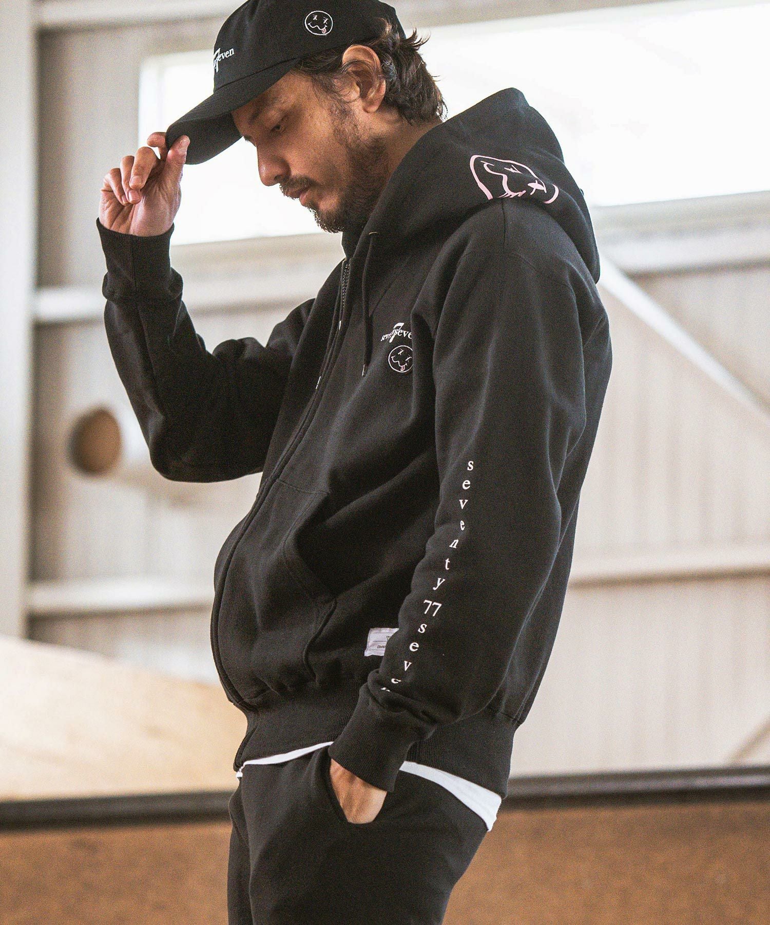 50%OFF【seventy seven(セブンティセブン)】 middle onz zip up sweat
