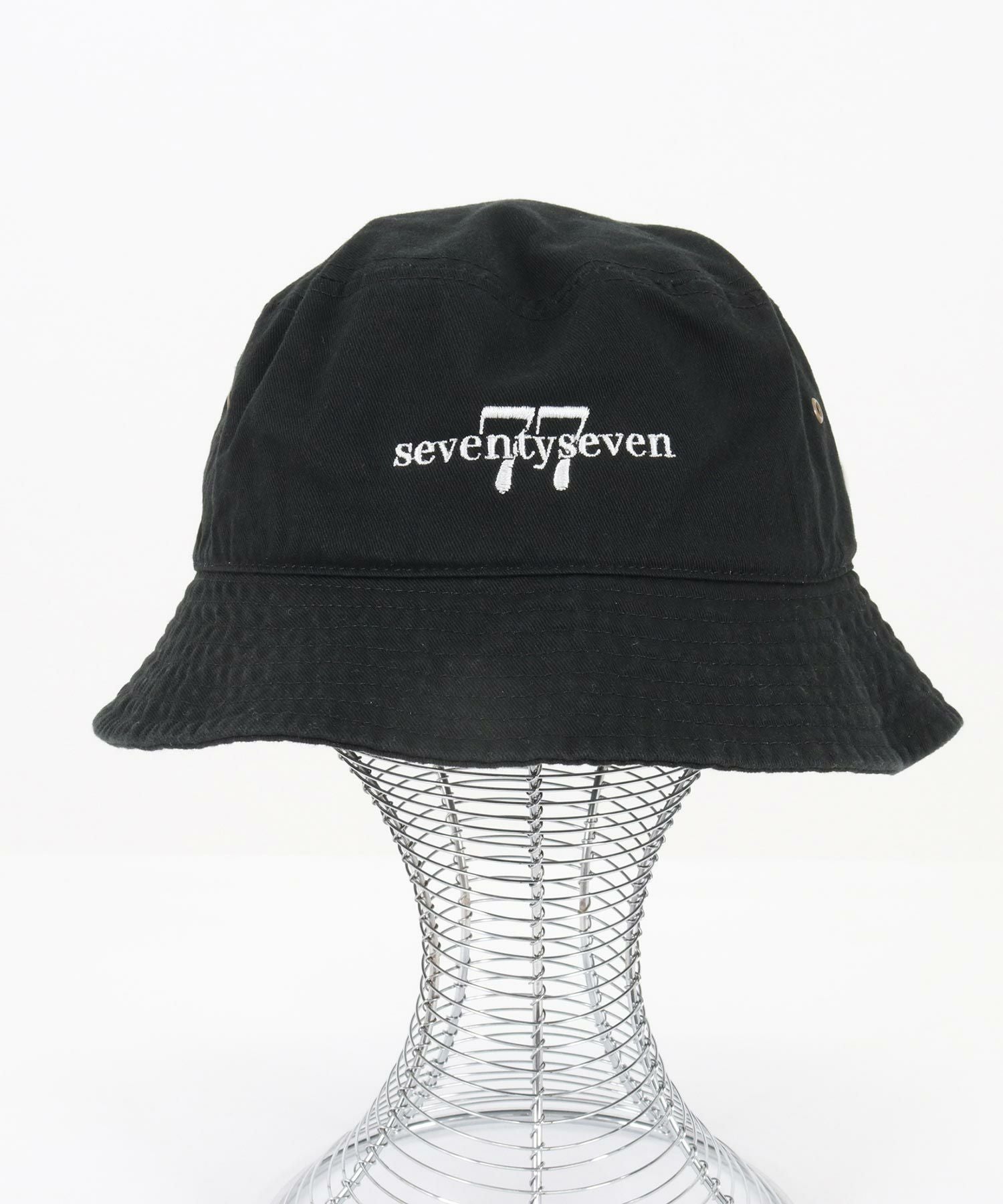 50%OFF【seventy seven(セブンティセブン)】 embroidery bucket hat