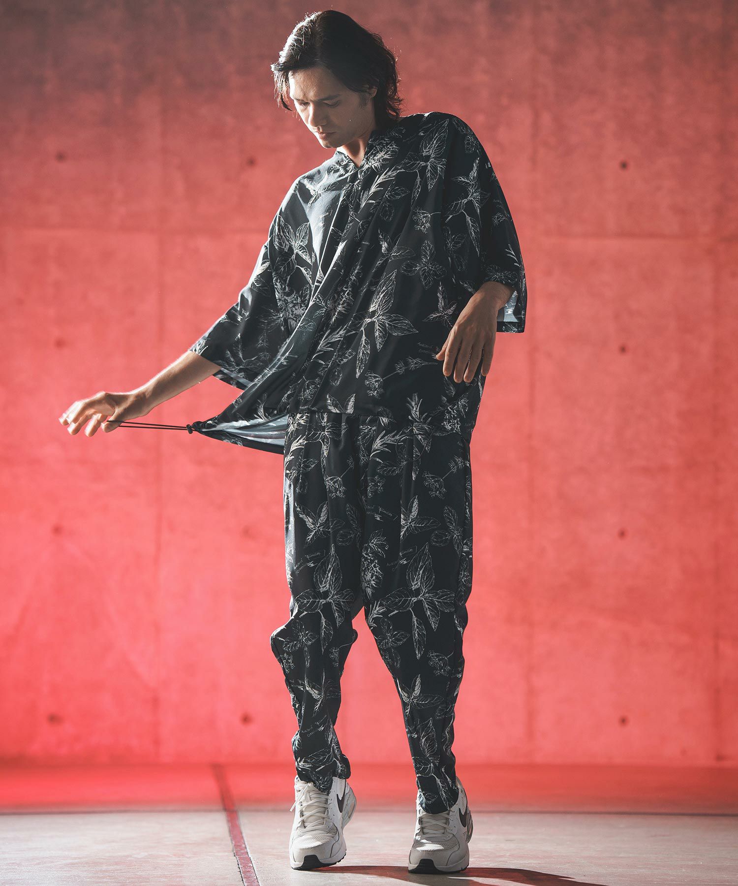 50%OFF【GLIMCLAP(グリムクラップ)】 Monotone botanical fabric short