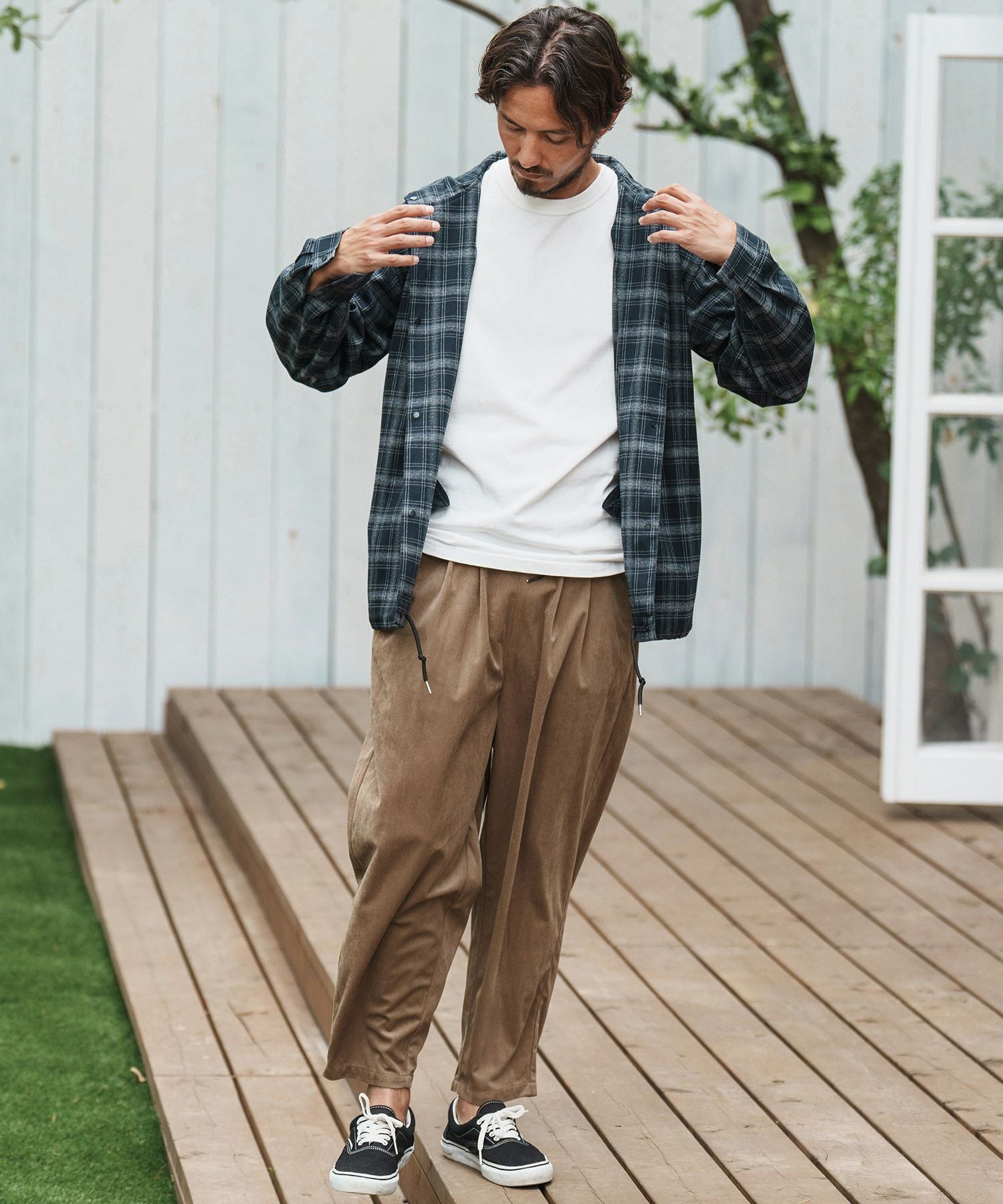50%OFF【CAMBIO(カンビオ)】細畝コーデュロイタックテーパードパンツ