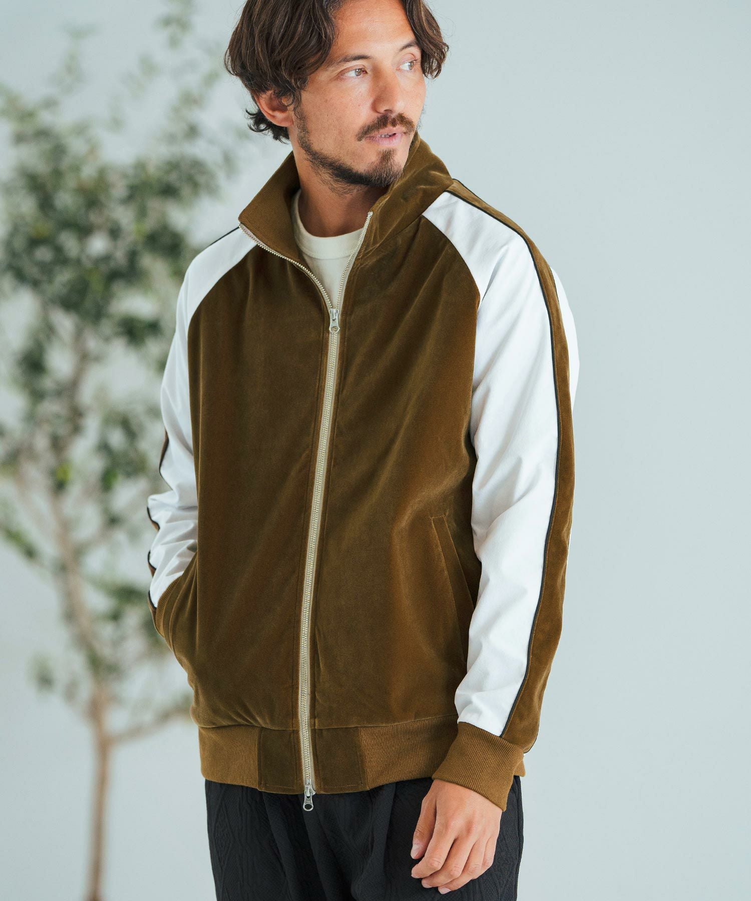 50%OFF【Magine(マージン)】Sleeve Line Velor Stand Blouson 50%OFF【Magine(マージン)】Sleeve Line Velor Stand Blouson