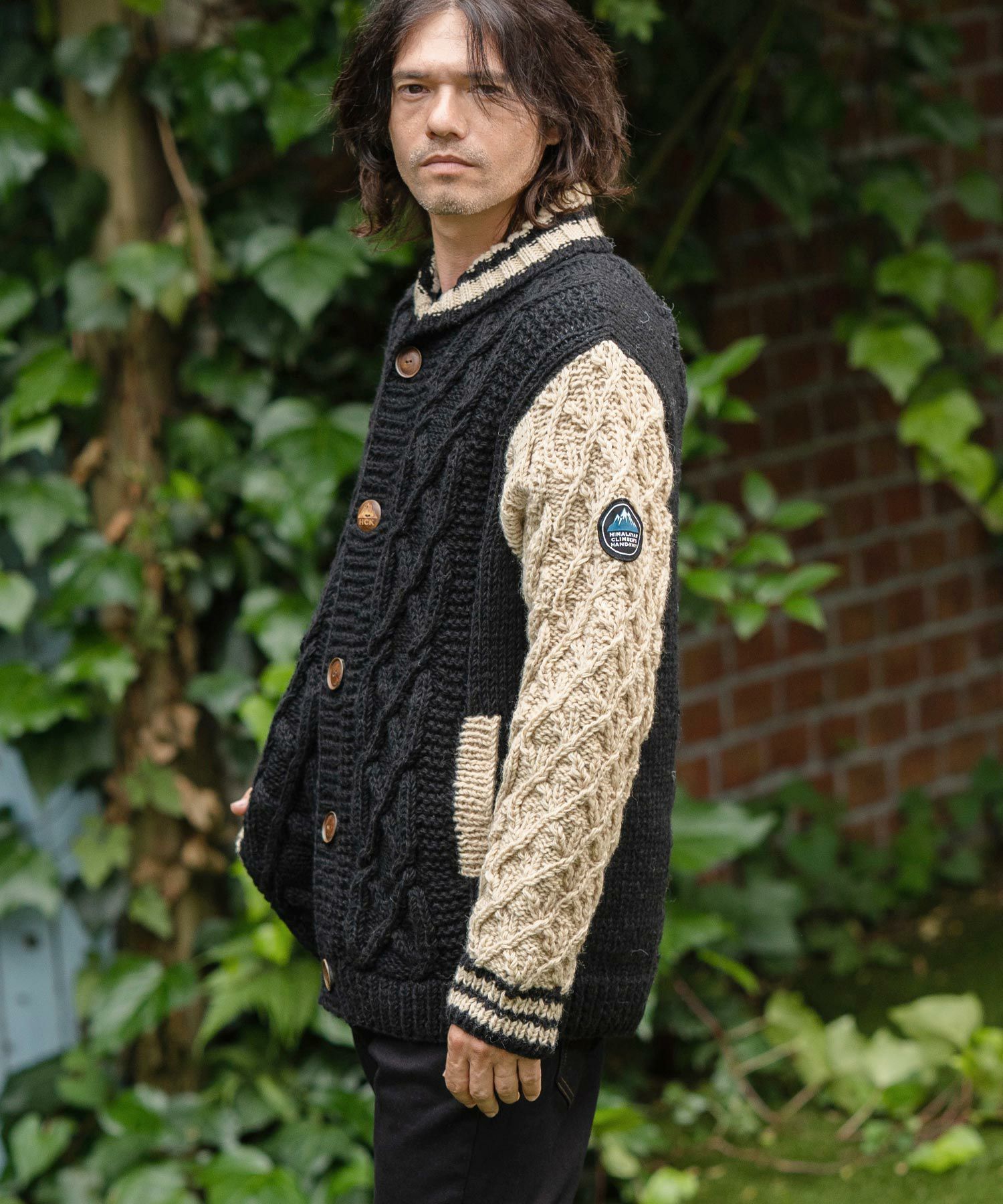 CAMBIO(カンビオ)】【HIMALAYAN CLIMBERS HAND-KNIT】手編みスタジャン