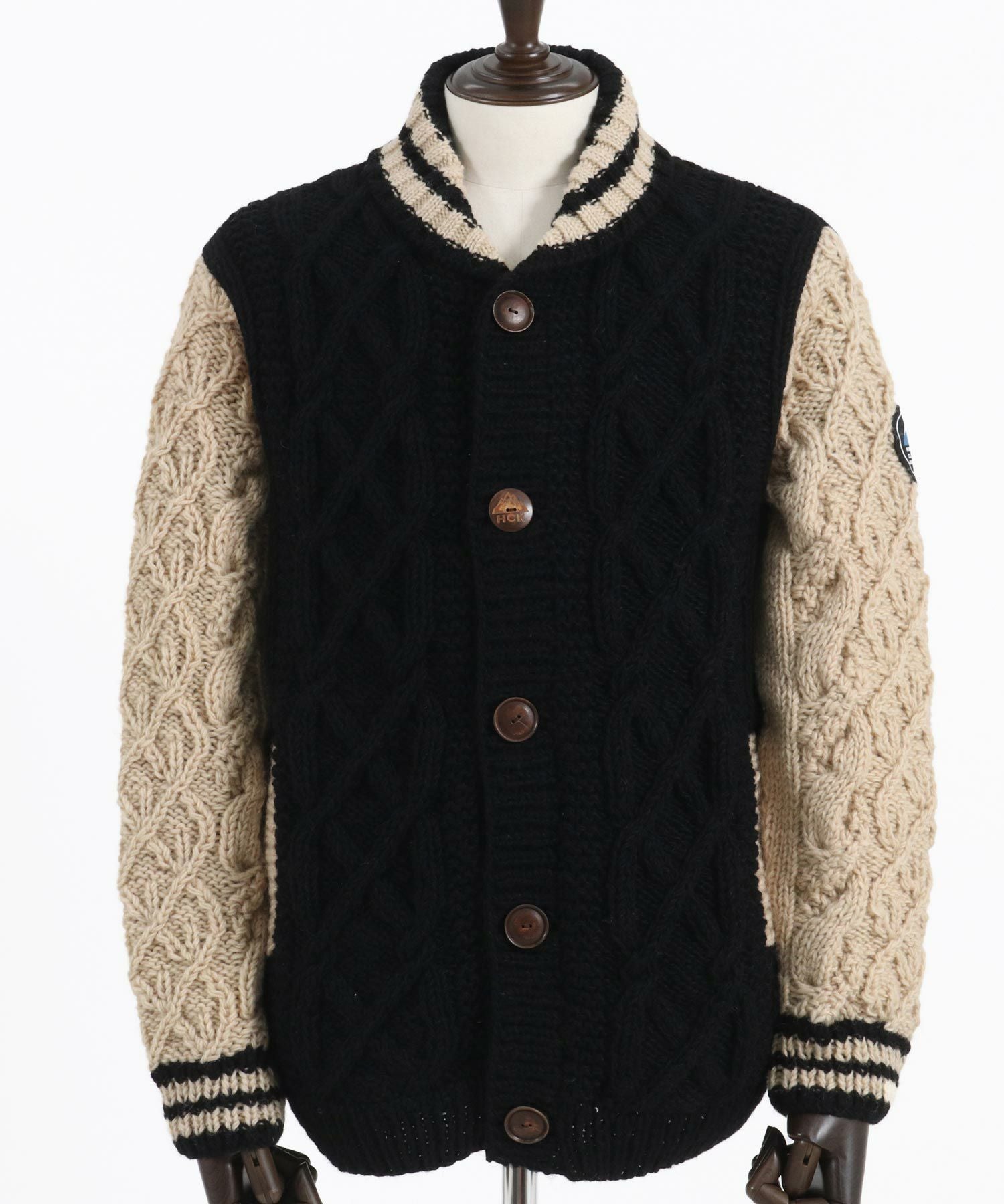 CAMBIO(カンビオ)】【HIMALAYAN CLIMBERS HAND-KNIT】手編みスタジャン