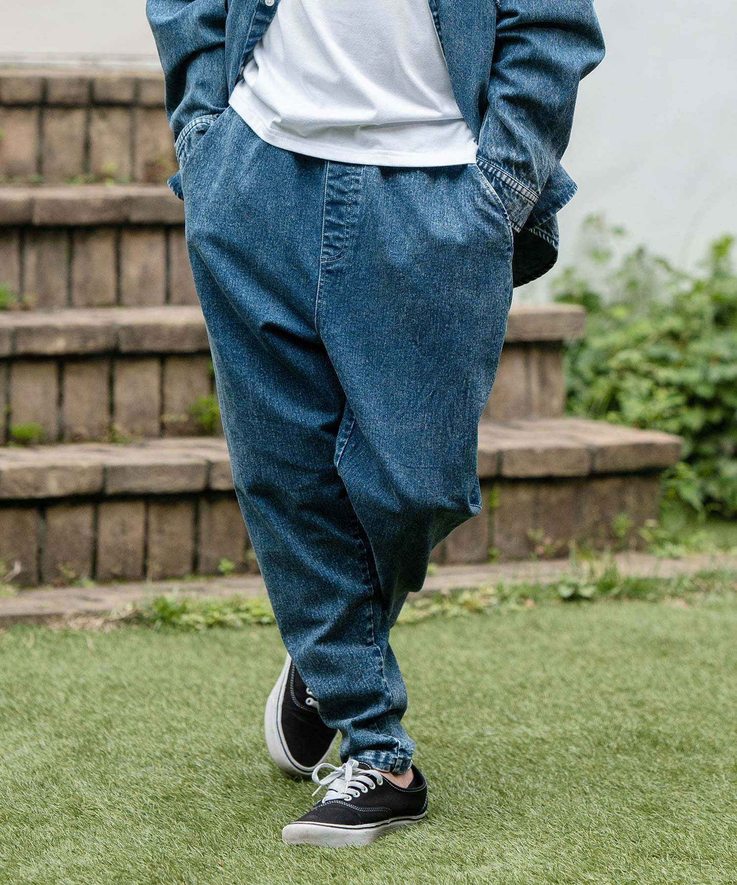 【美品】カンビオ　CAMBIO ダメージデニムテーパード パンツ　M 50%OFF【CAMBIO(カンビオ)】ダメージ加工JQDデニムテーパードパンツ