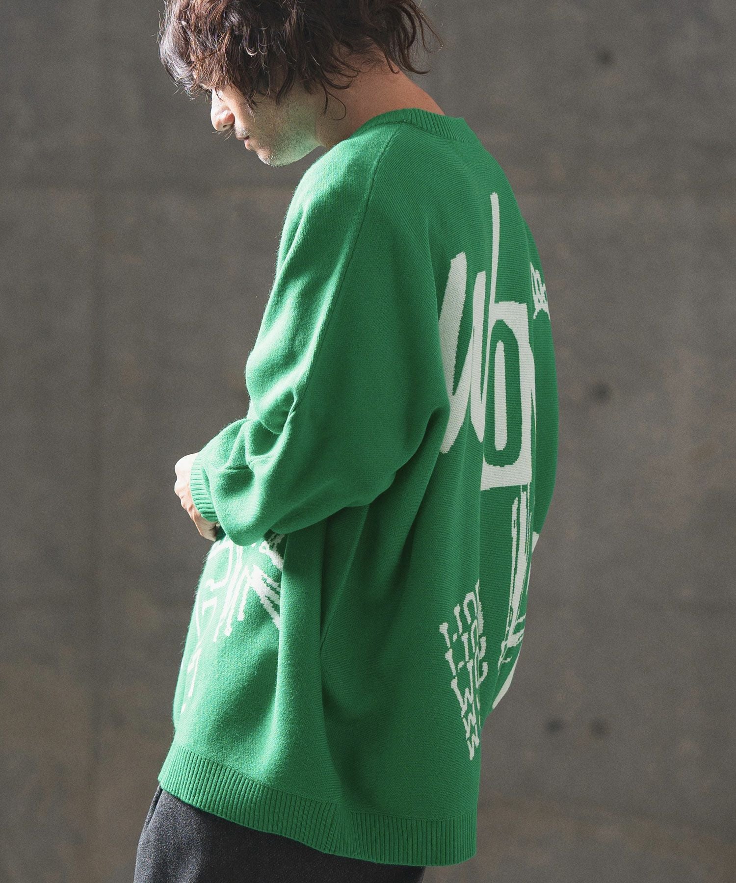 50%OFF【GLIMCLAP(グリムクラップ)】Logo jacquard oversized sweater