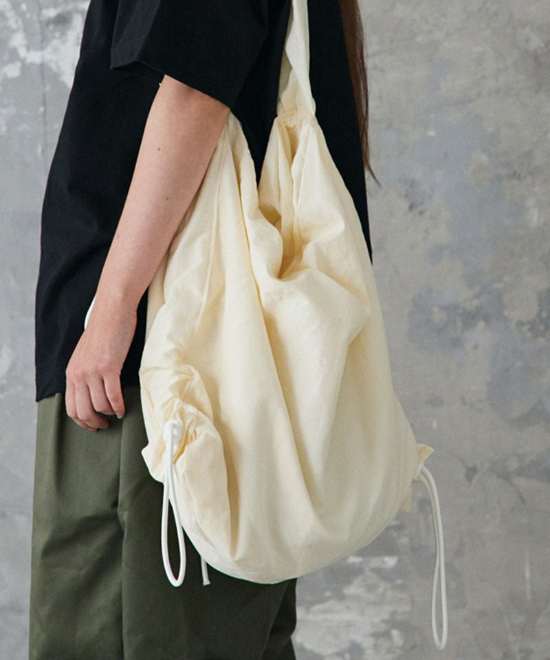 50%OFF【rehacer(レアセル)】60-40 Cloth Frameless Bag ショルダー