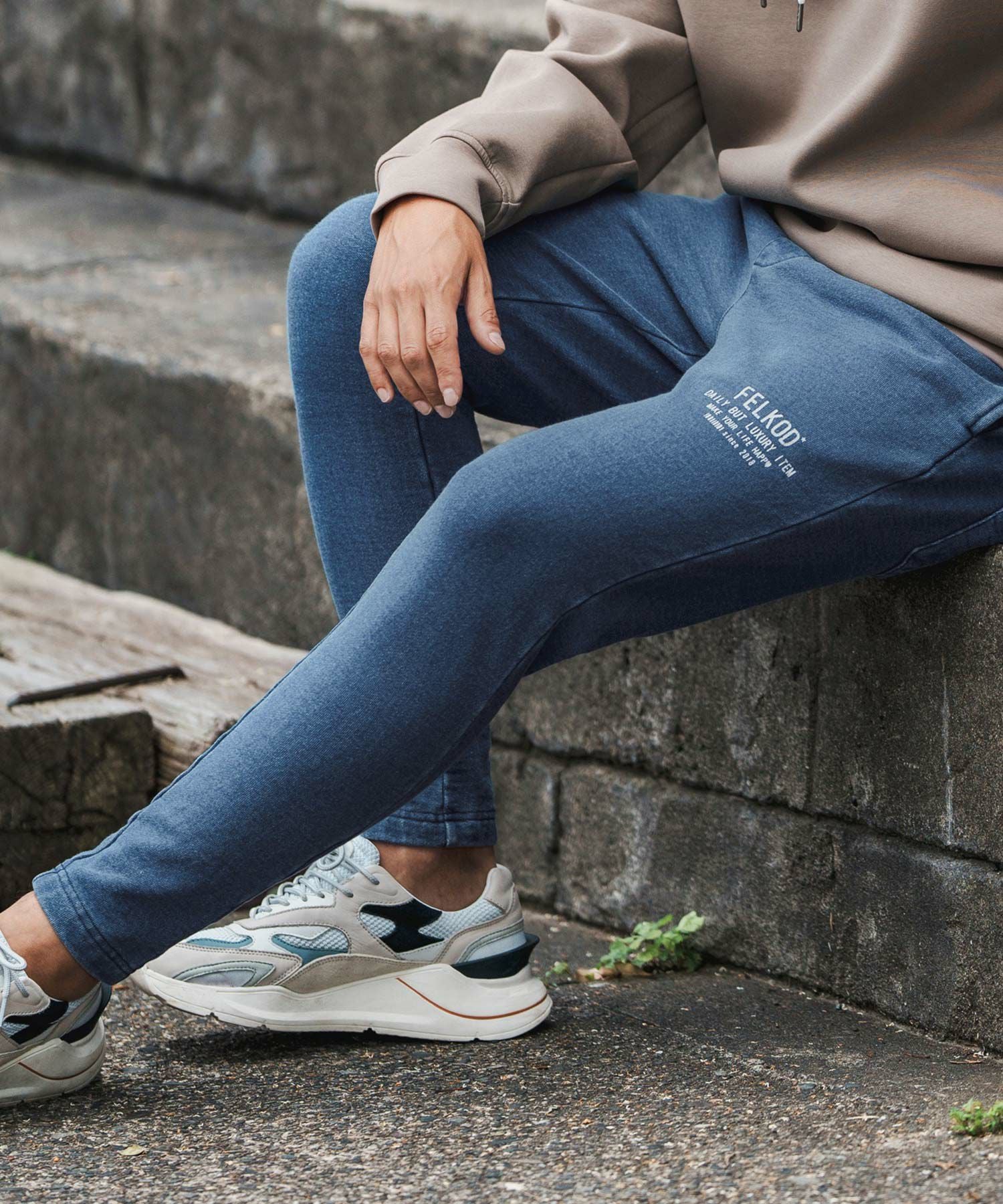 30%OFF【felkod(フィルコッド)】Cord Accents Knit Denim Pants
