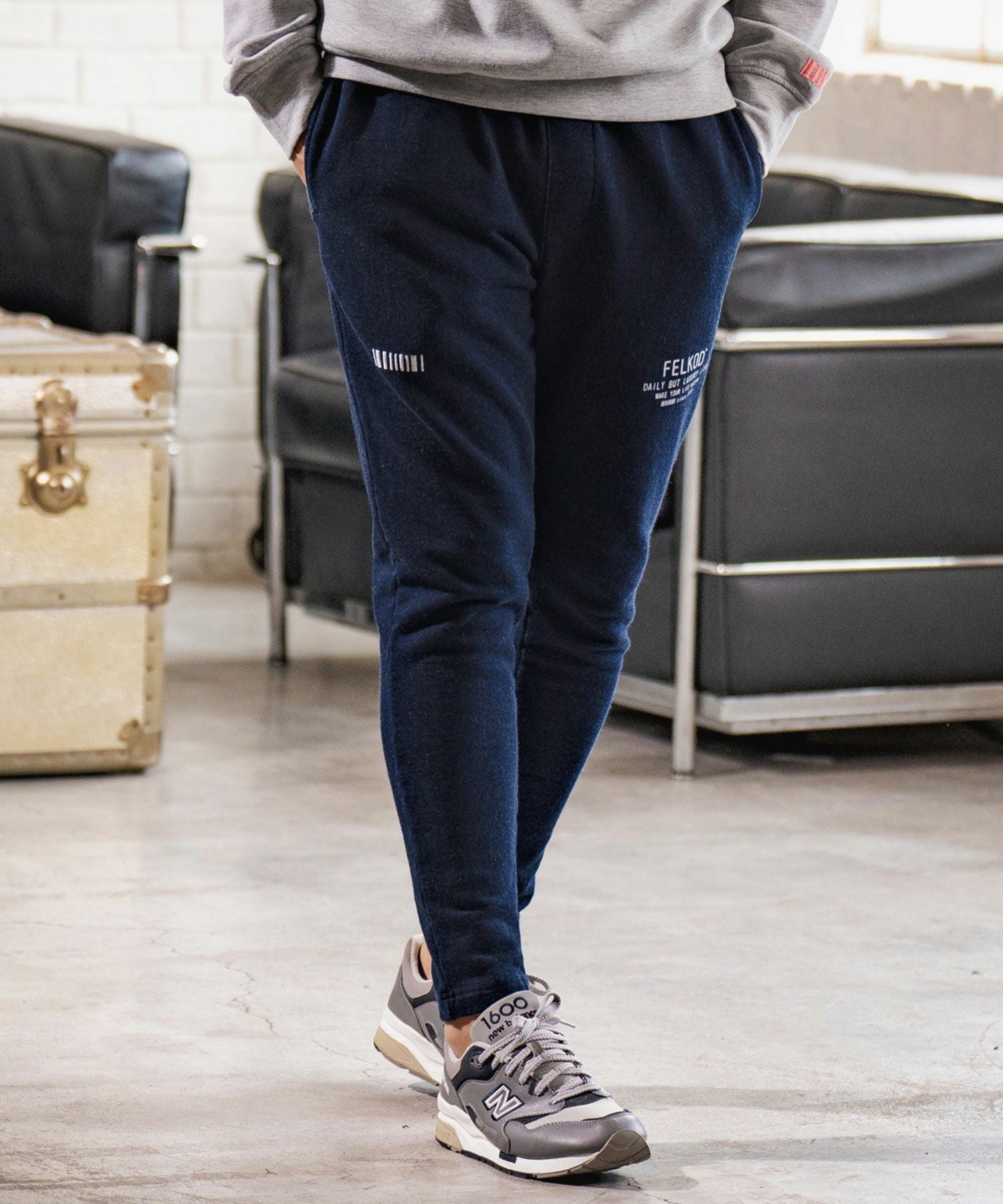 パンツ felkod 30%OFF【felkod(フィルコッド)】Zip Accent Cardboard Knit Pants