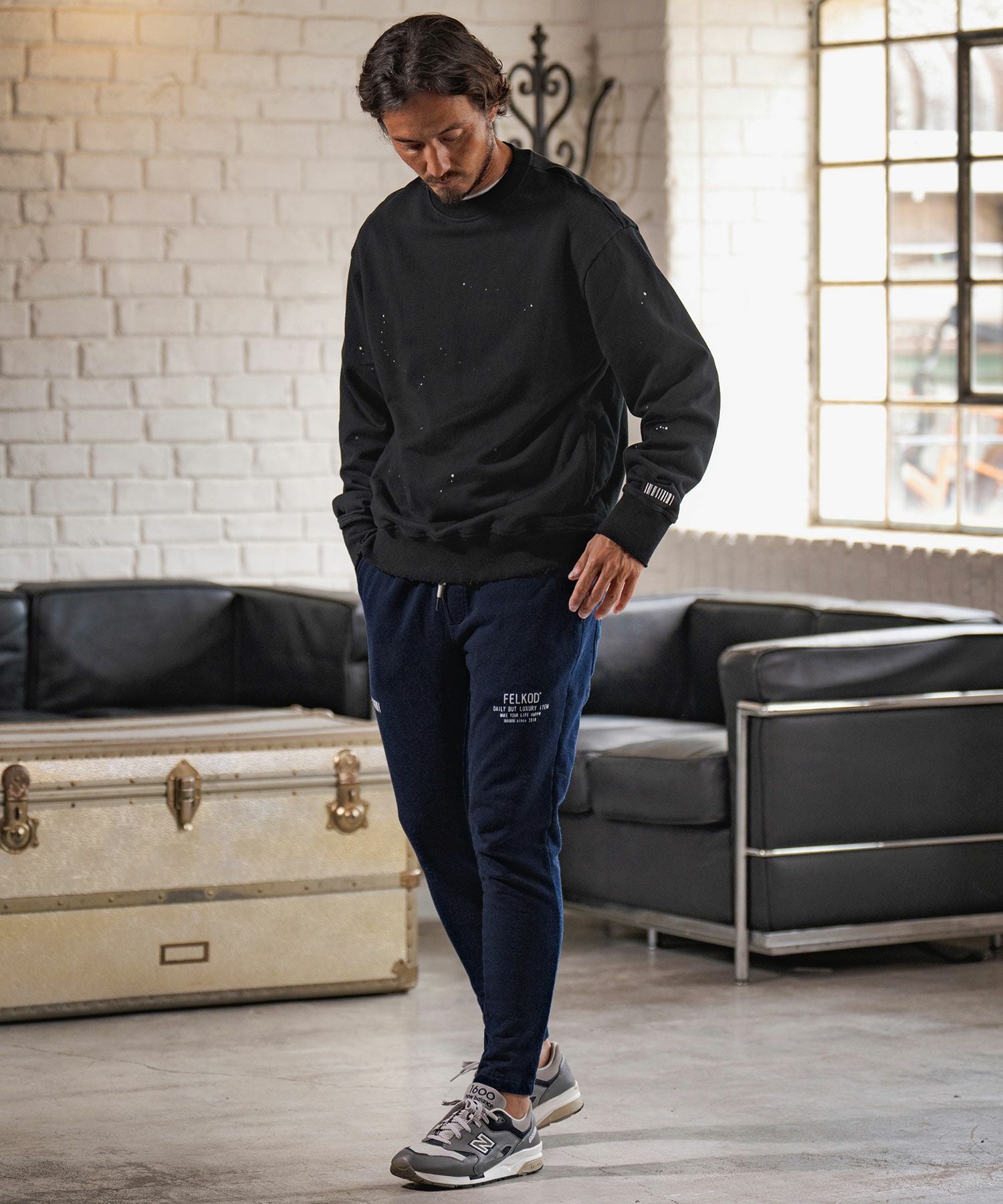 パンツ felkod 30%OFF【felkod(フィルコッド)】Heart Logo Cardboard Knit Pants
