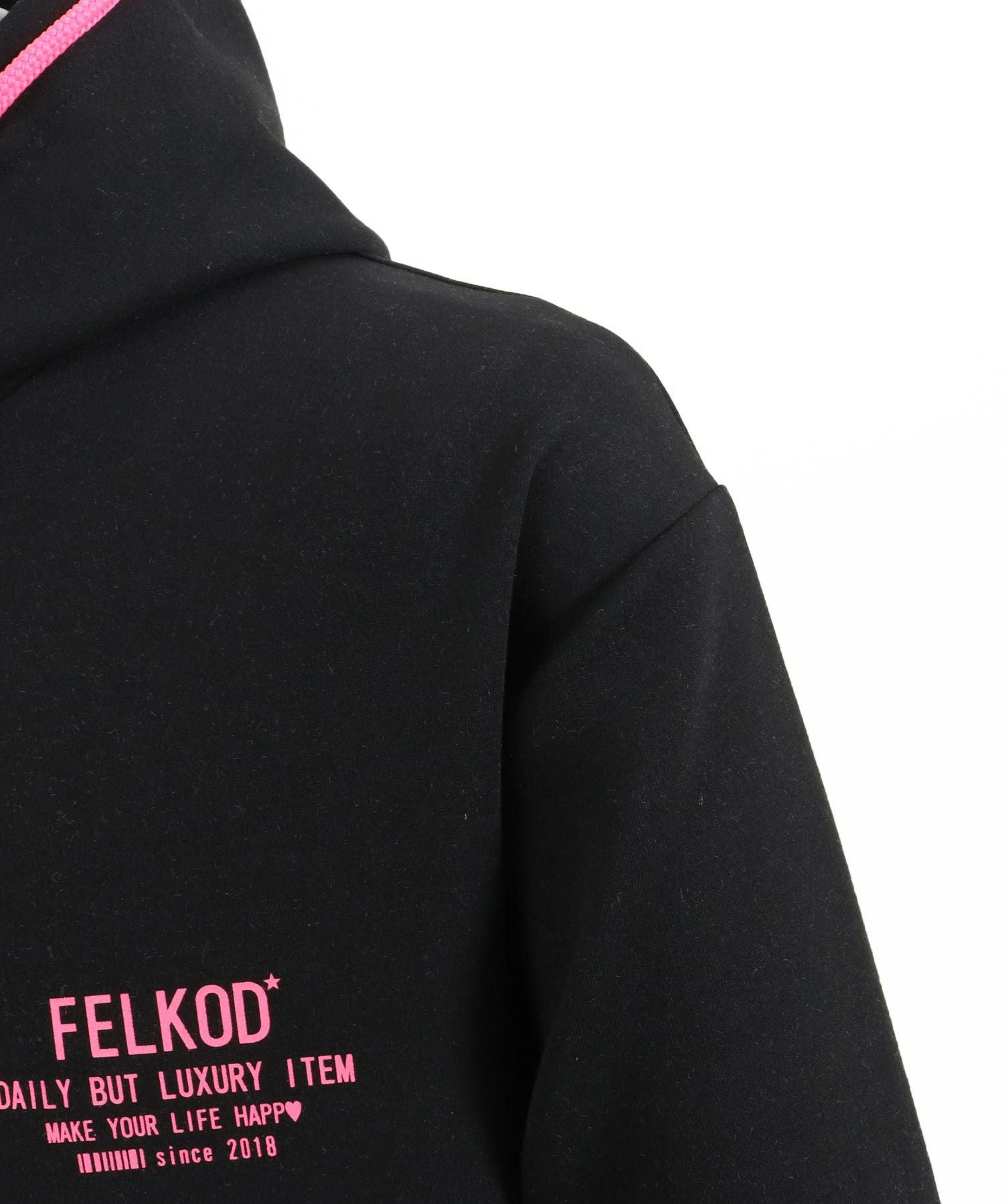 30%OFF【felkod(フィルコッド)】Neon Logo Print Cardboard Parka