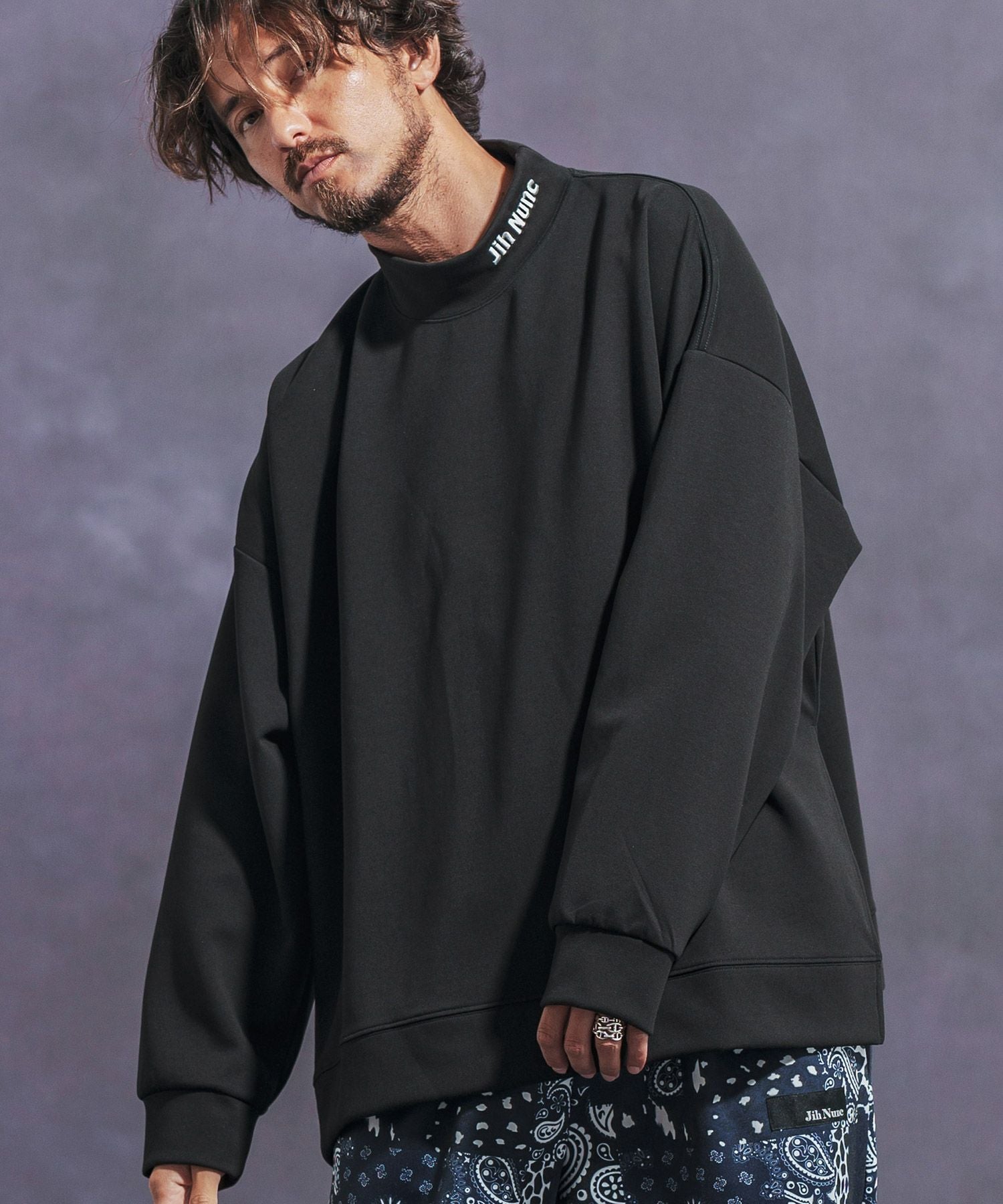 50%OFF【Jih Nunc(ジーヌンク)】ルーズシルエットモックネックポンチ