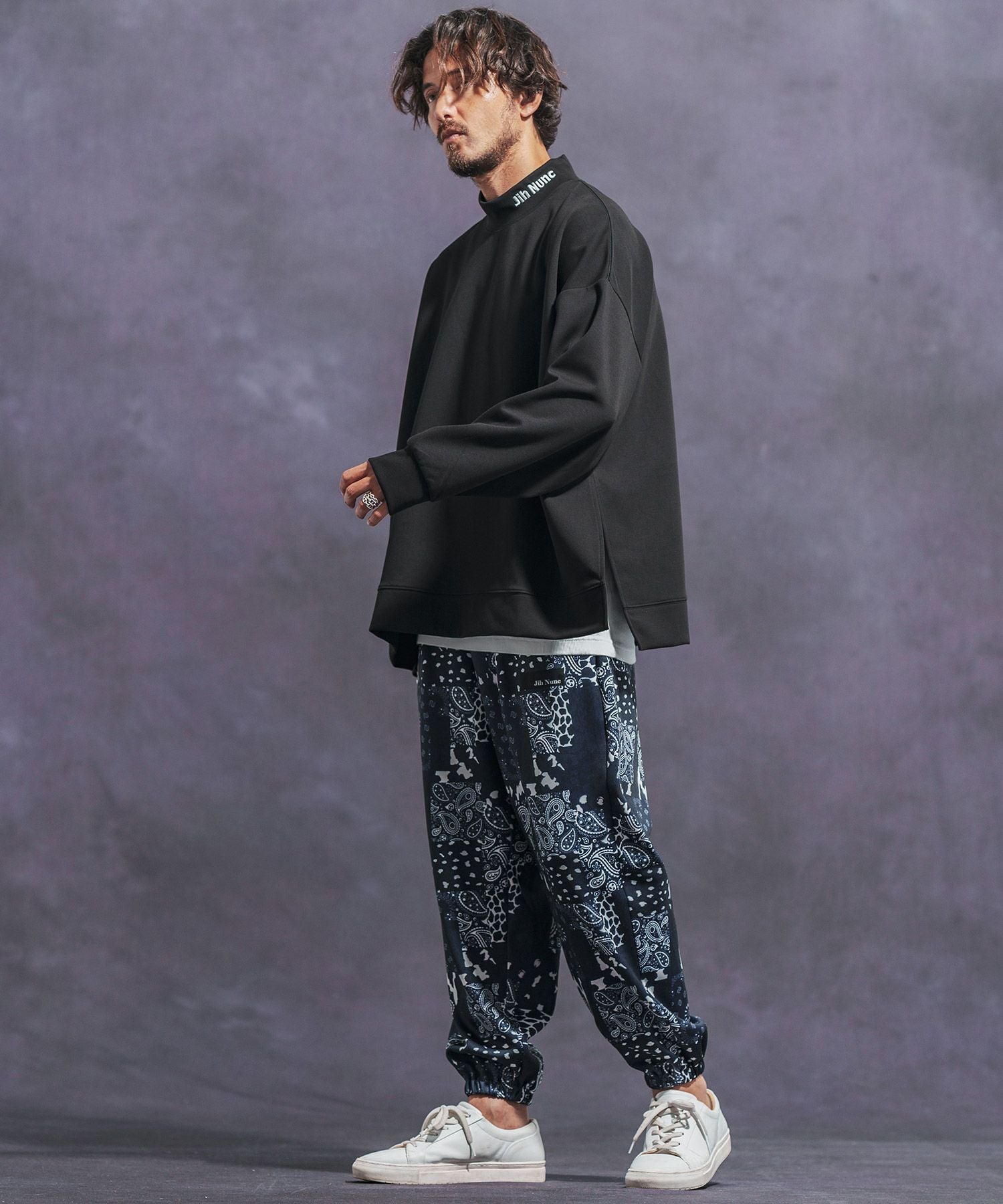 50%OFF【Jih Nunc(ジーヌンク)】ルーズシルエットモックネックポンチ