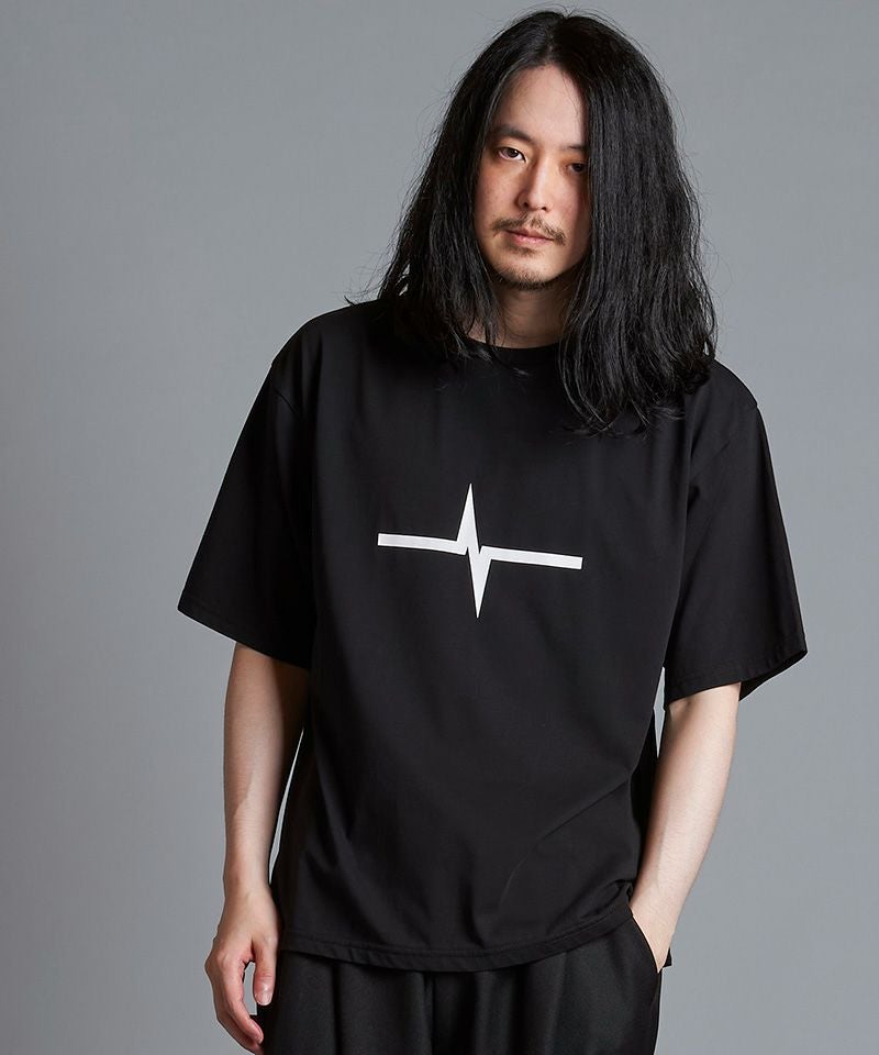 50%OFF【NO ID.(ノーアイディー)】ﾛｺﾞﾌﾟﾘﾝﾄC-N-T Tシャツ(855006-008T