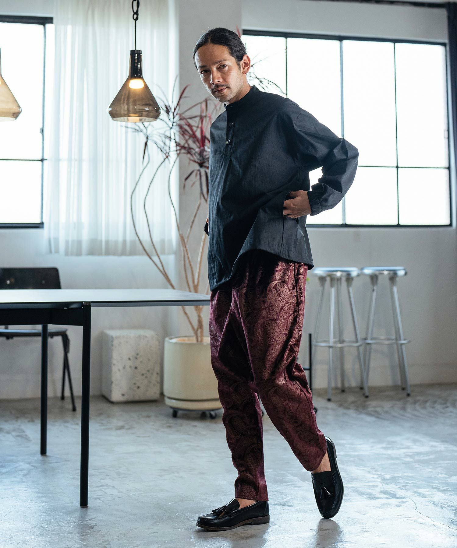 30%OFF【CAMBIO(カンビオ)】Paisley Two Tuck Pants ジョガーパンツ