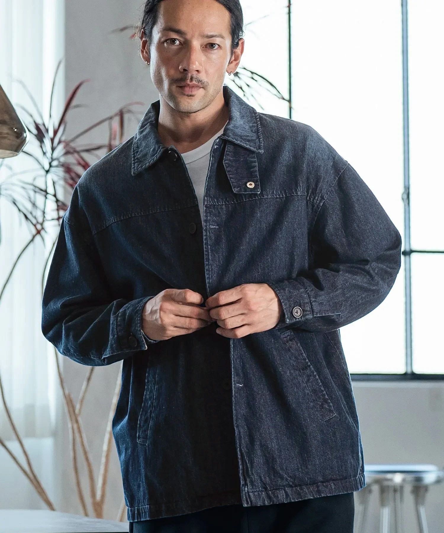 30%OFF【CAMBIO(カンビオ)】Vintage Like Denim High Neck Blouson