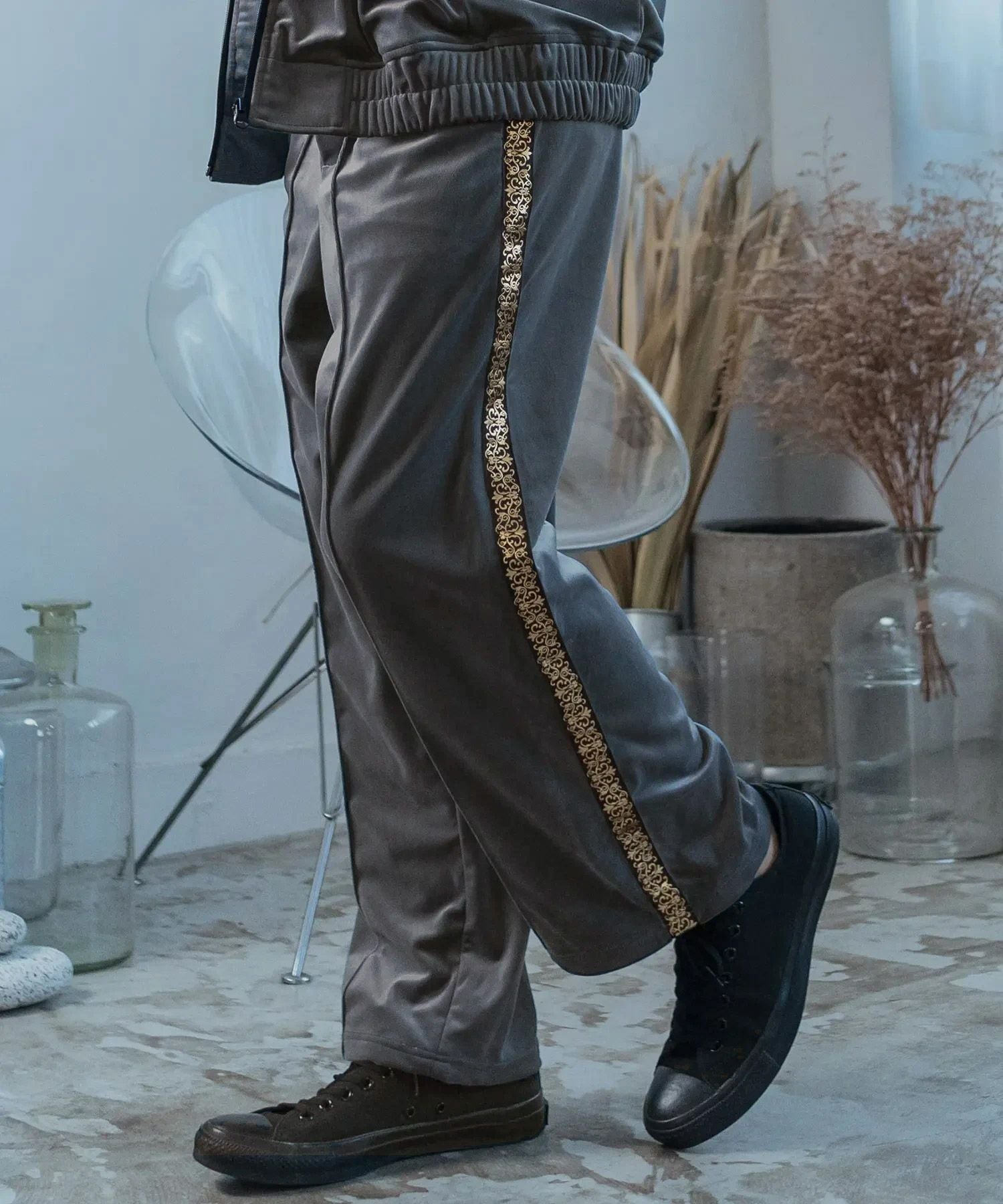 60%OFF【CAMBIO(カンビオ)】Stretch Velour Side Tape Pants トラック