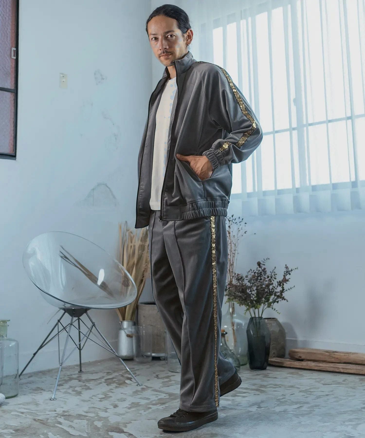 60%OFF【CAMBIO(カンビオ)】Stretch Velour Side Tape Pants トラック